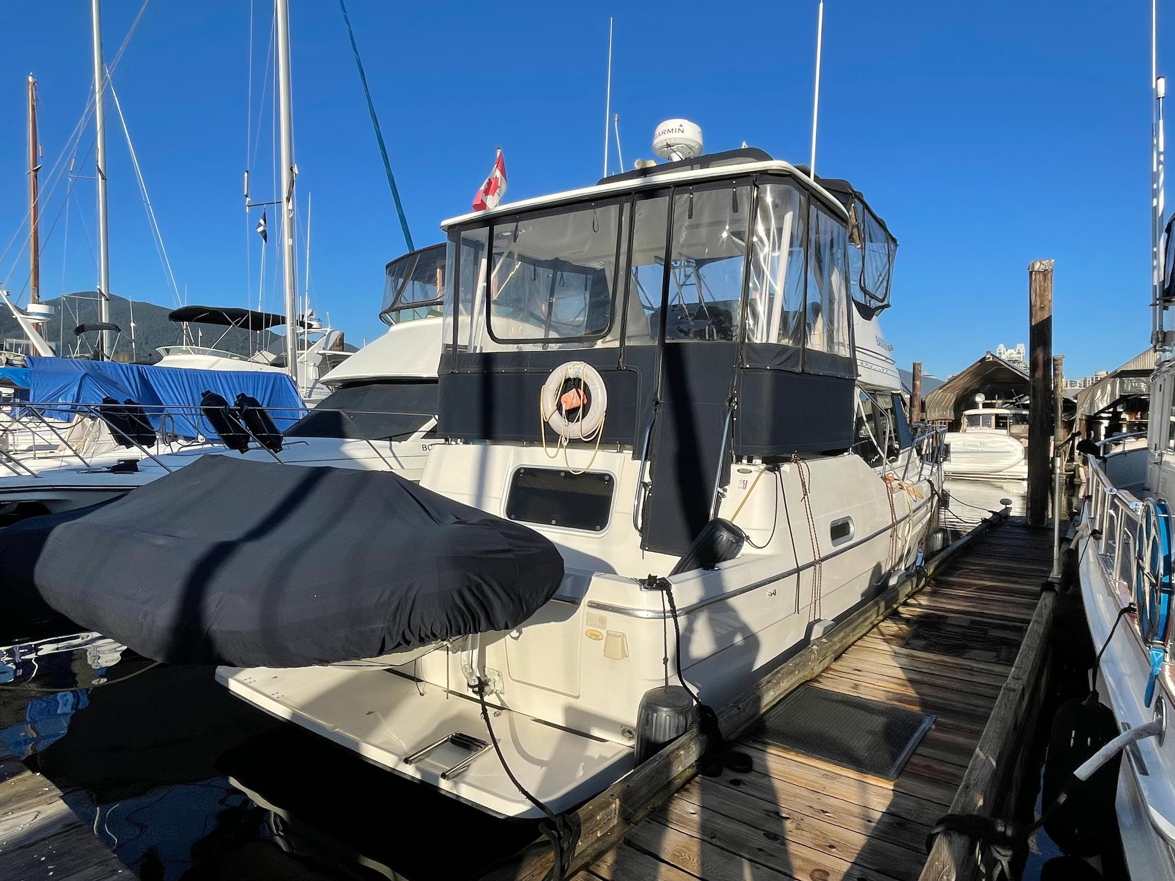 1998 Bayliner 4087 Aft Cabin Motoryacht