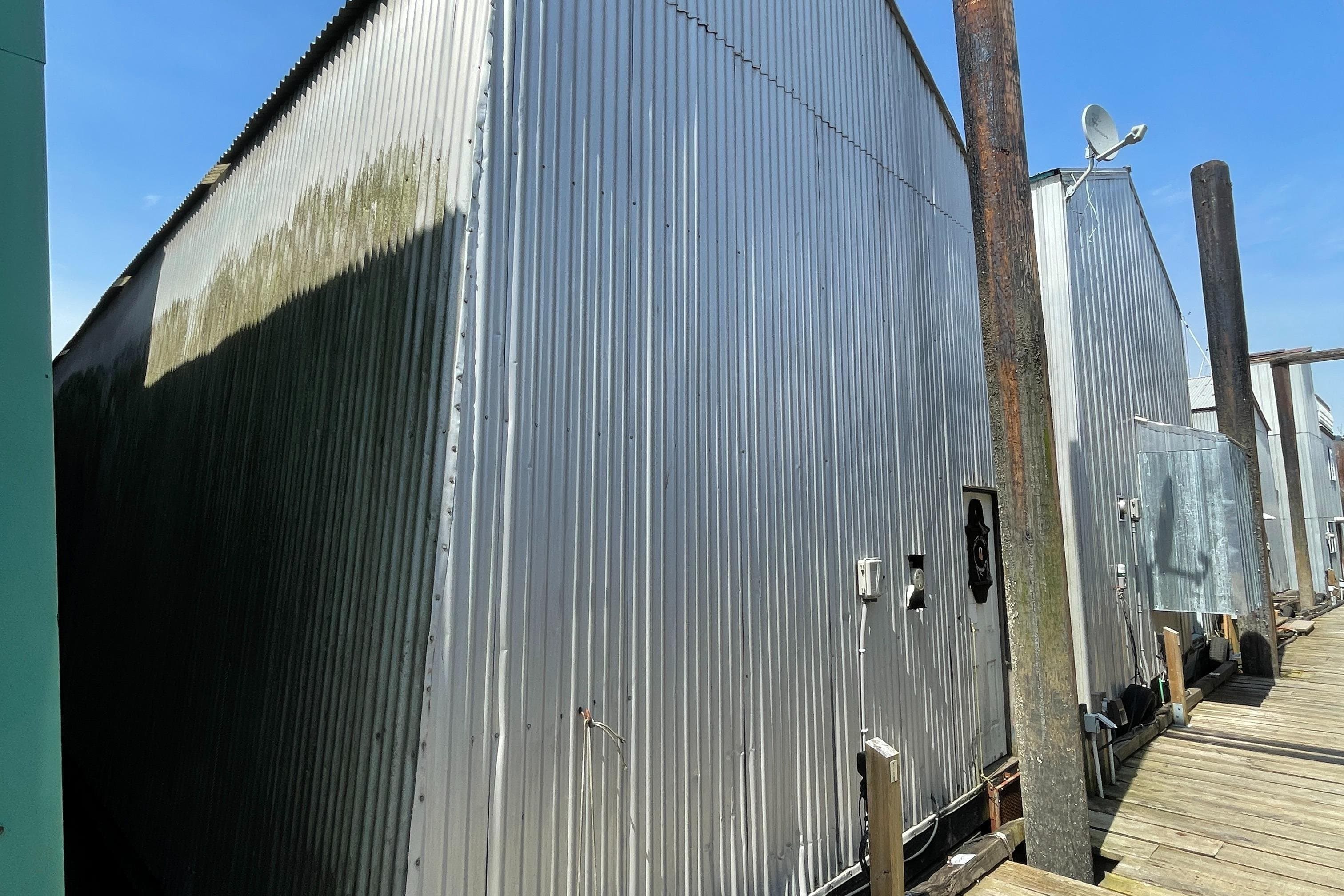 1995 Custom Boathouse