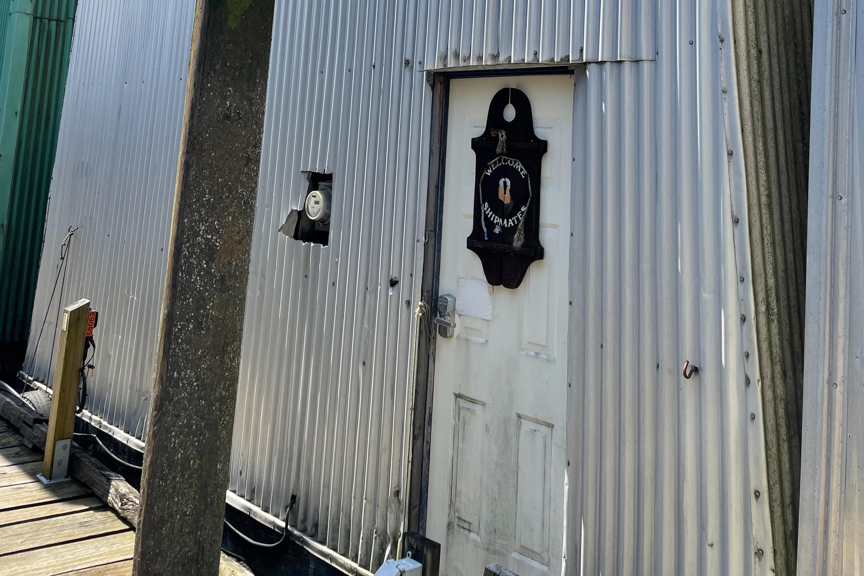 1995 Custom Boathouse