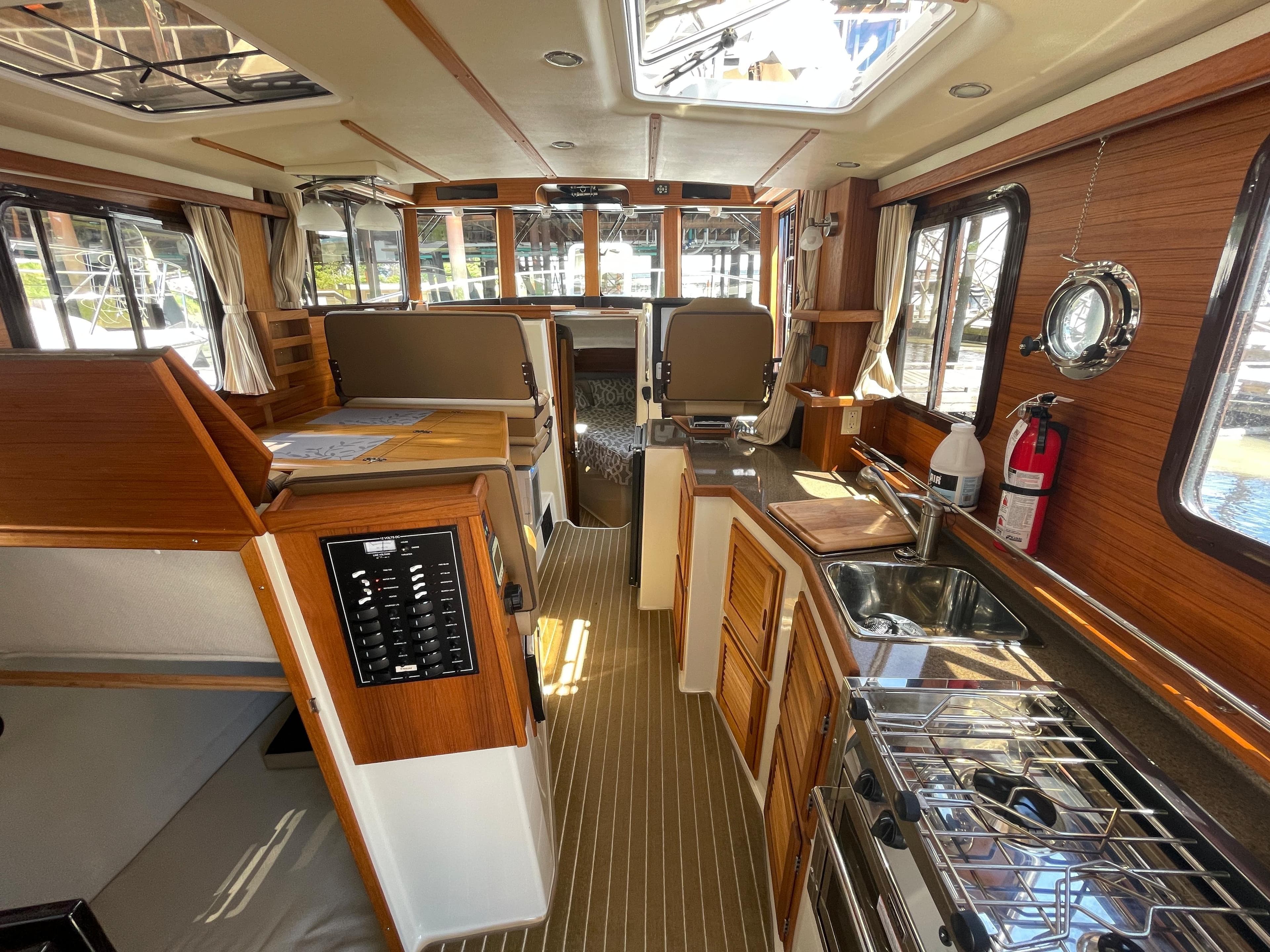 2020 Ranger Tugs 31CB