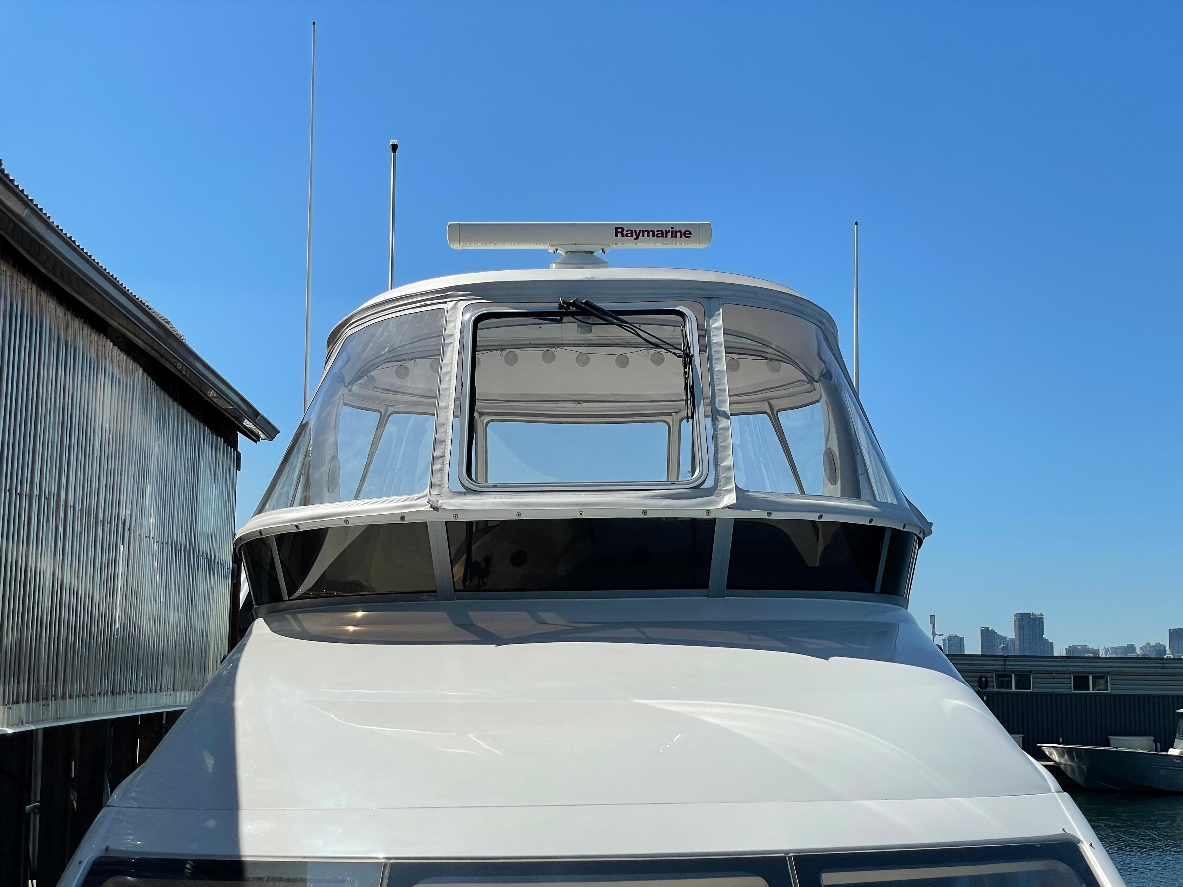 2004 Sea Ray 42 Sedan Bridge