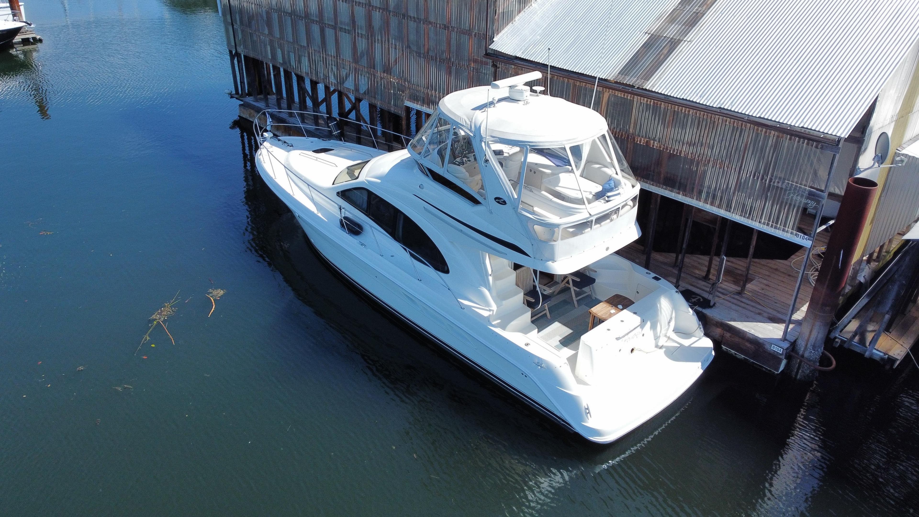 2004 Sea Ray 42 Sedan Bridge