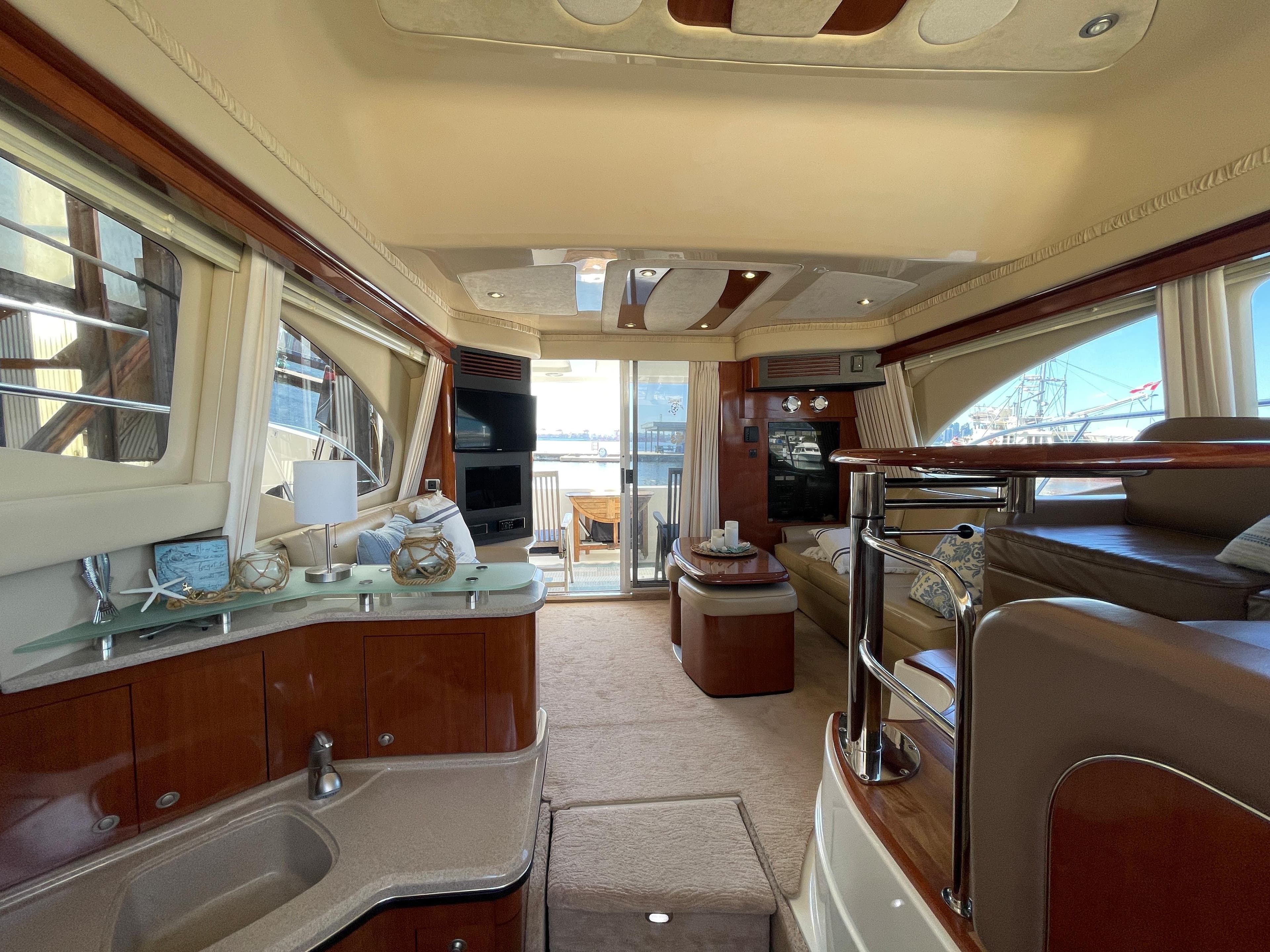 2004 Sea Ray 42 Sedan Bridge