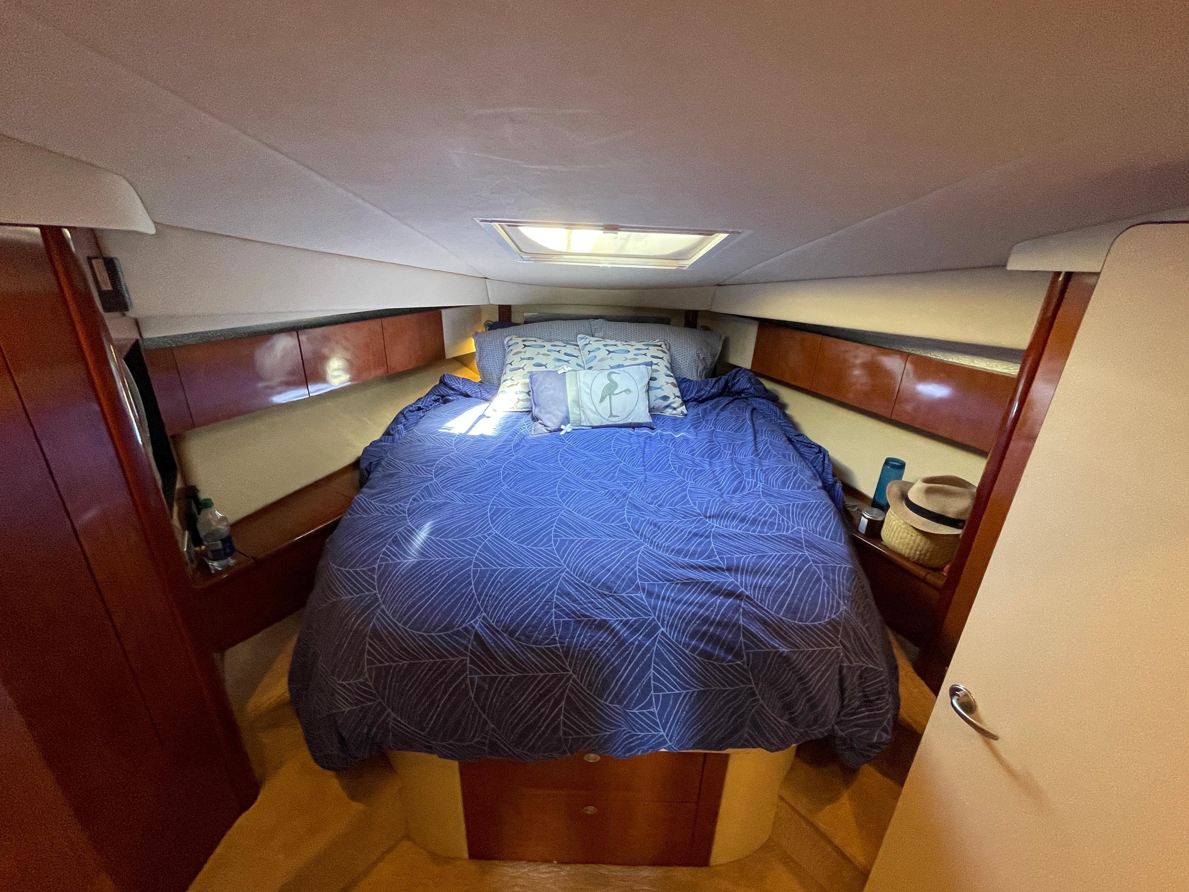 2004 Sea Ray 42 Sedan Bridge