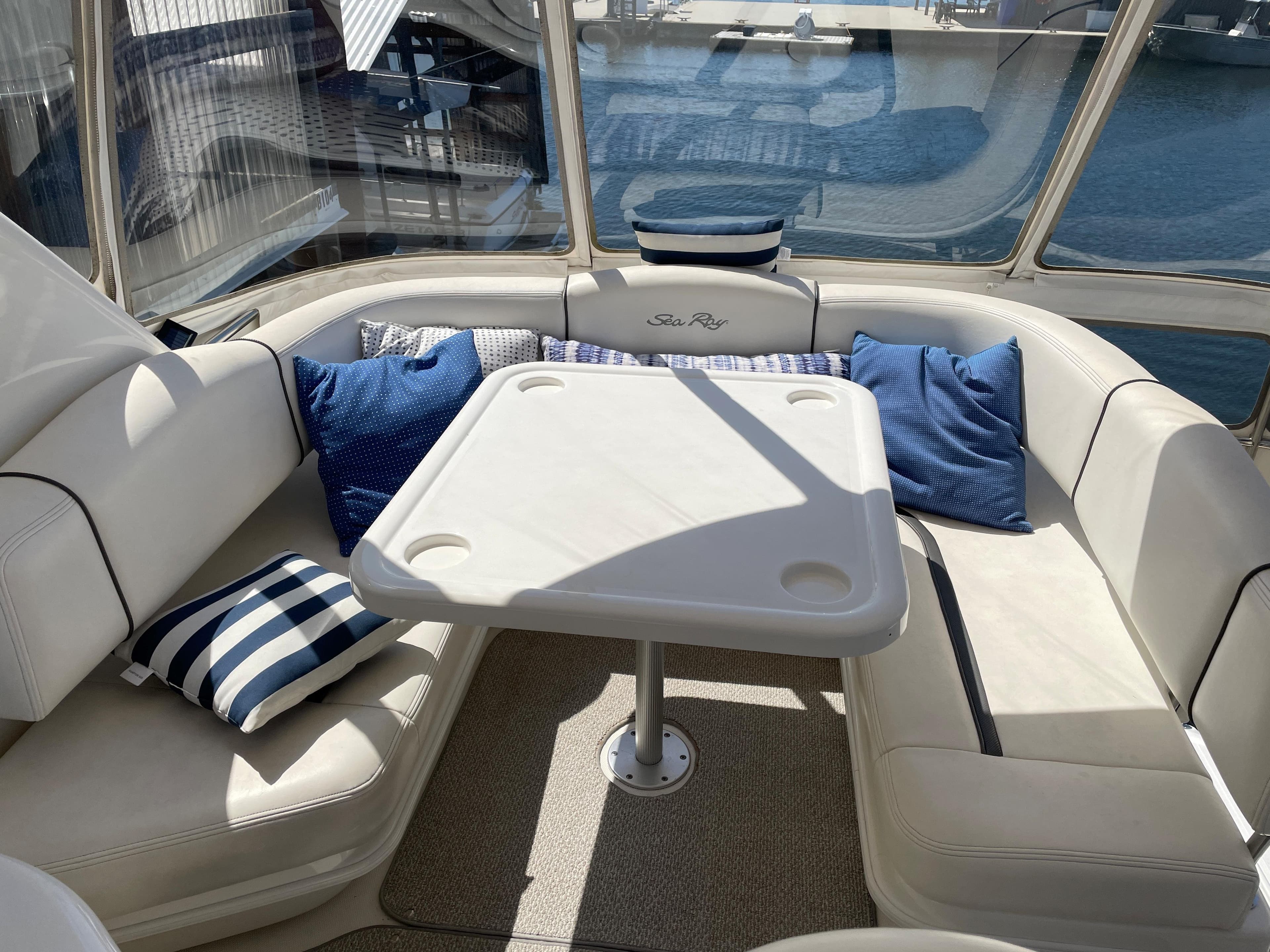 2004 Sea Ray 42 Sedan Bridge