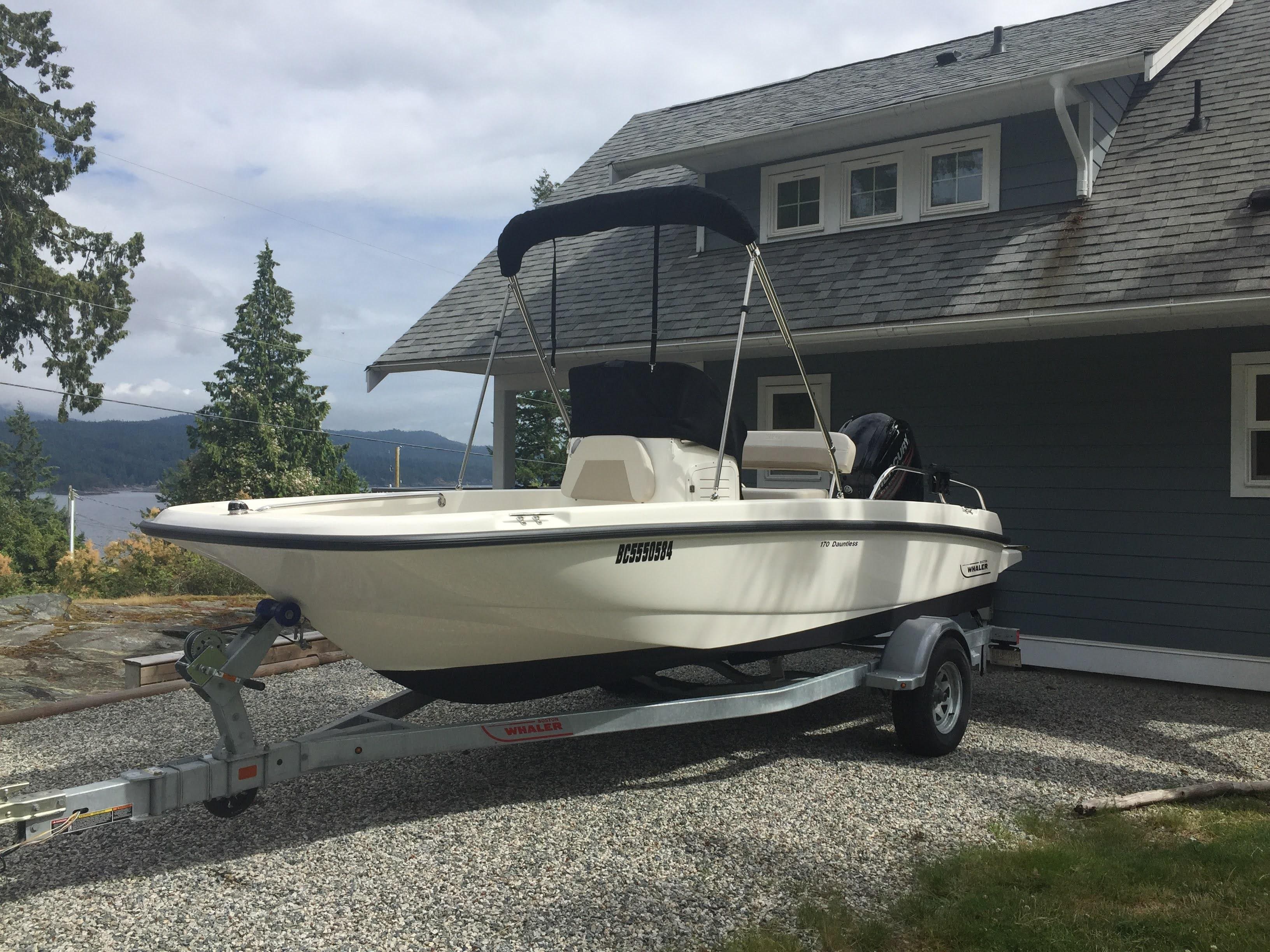 2017 Boston Whaler Dauntless 17