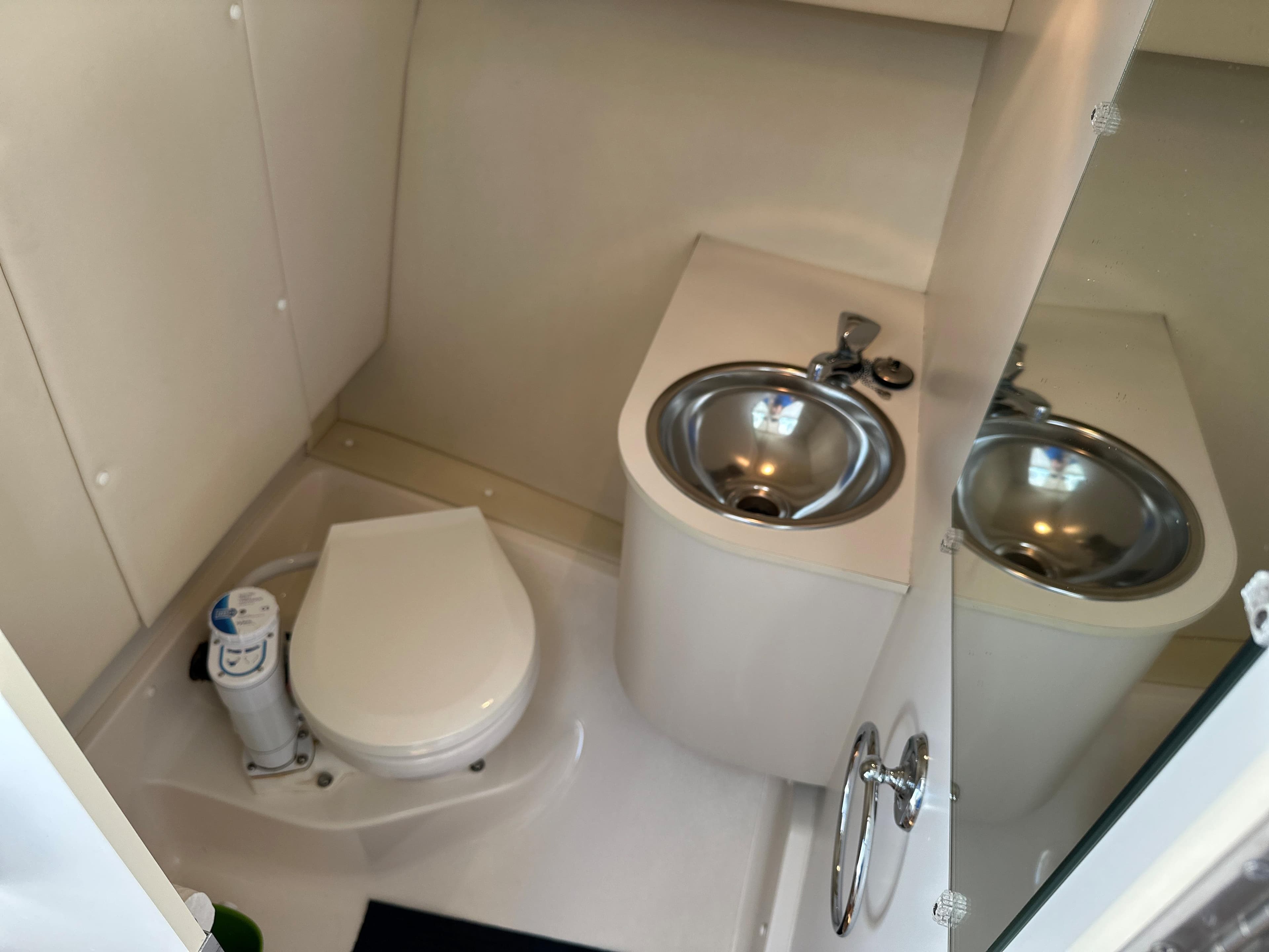 2002 Tiara Yachts Coronet