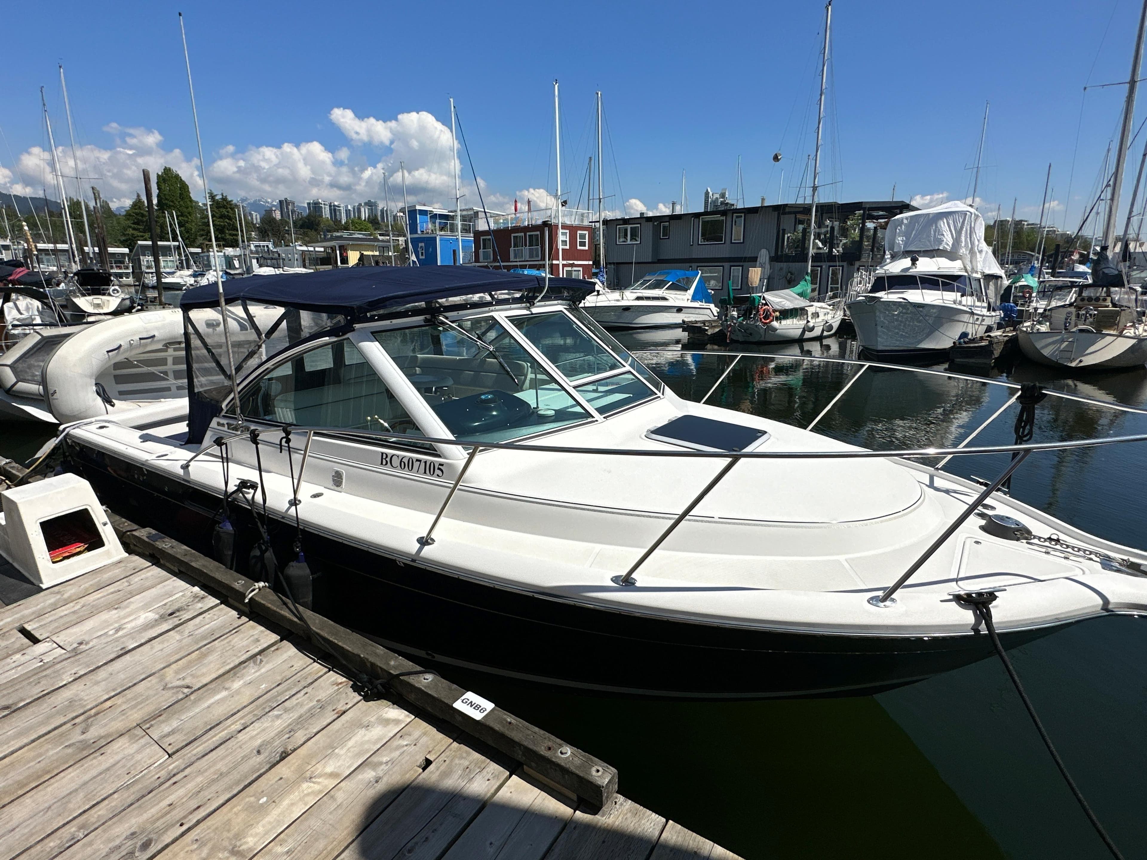 2002 Tiara Yachts Coronet