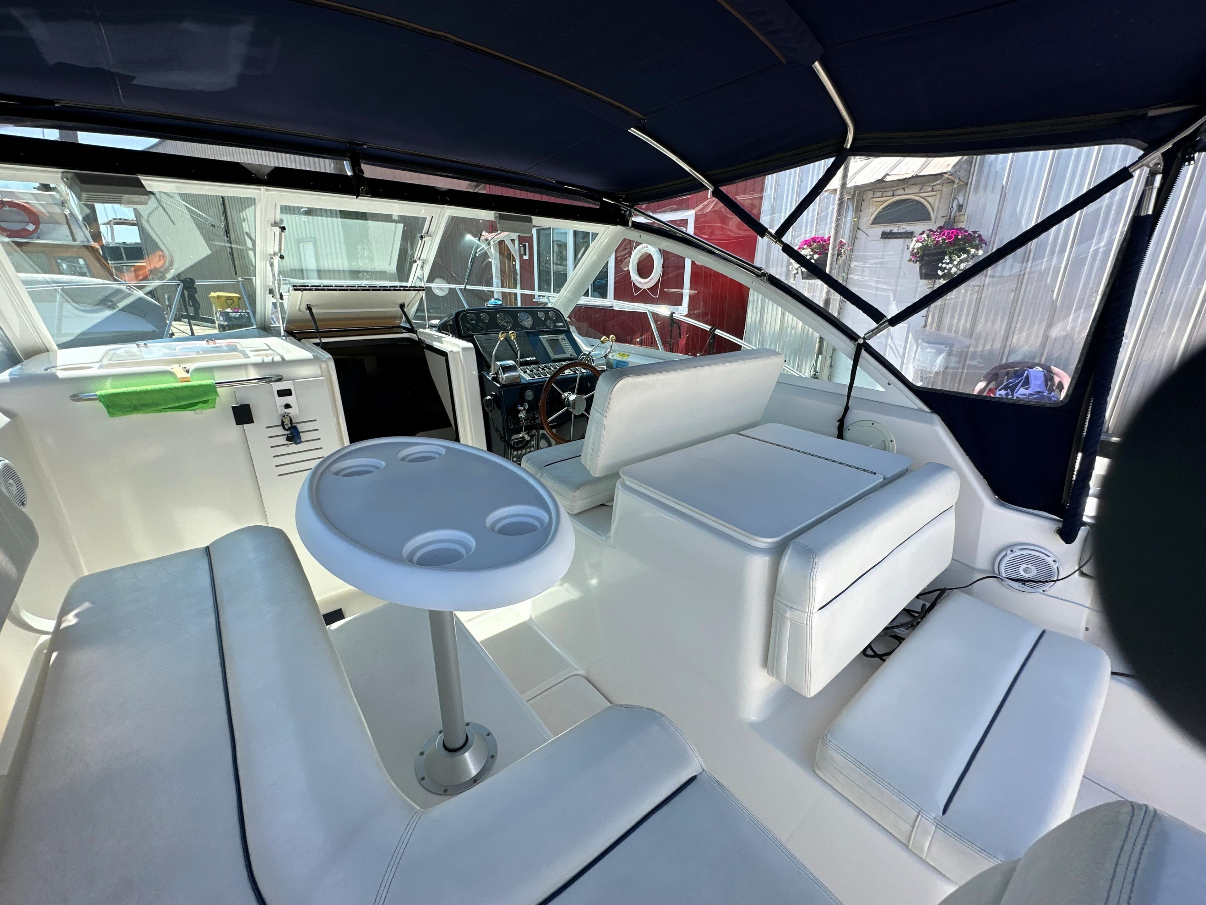 2002 Tiara Yachts Coronet