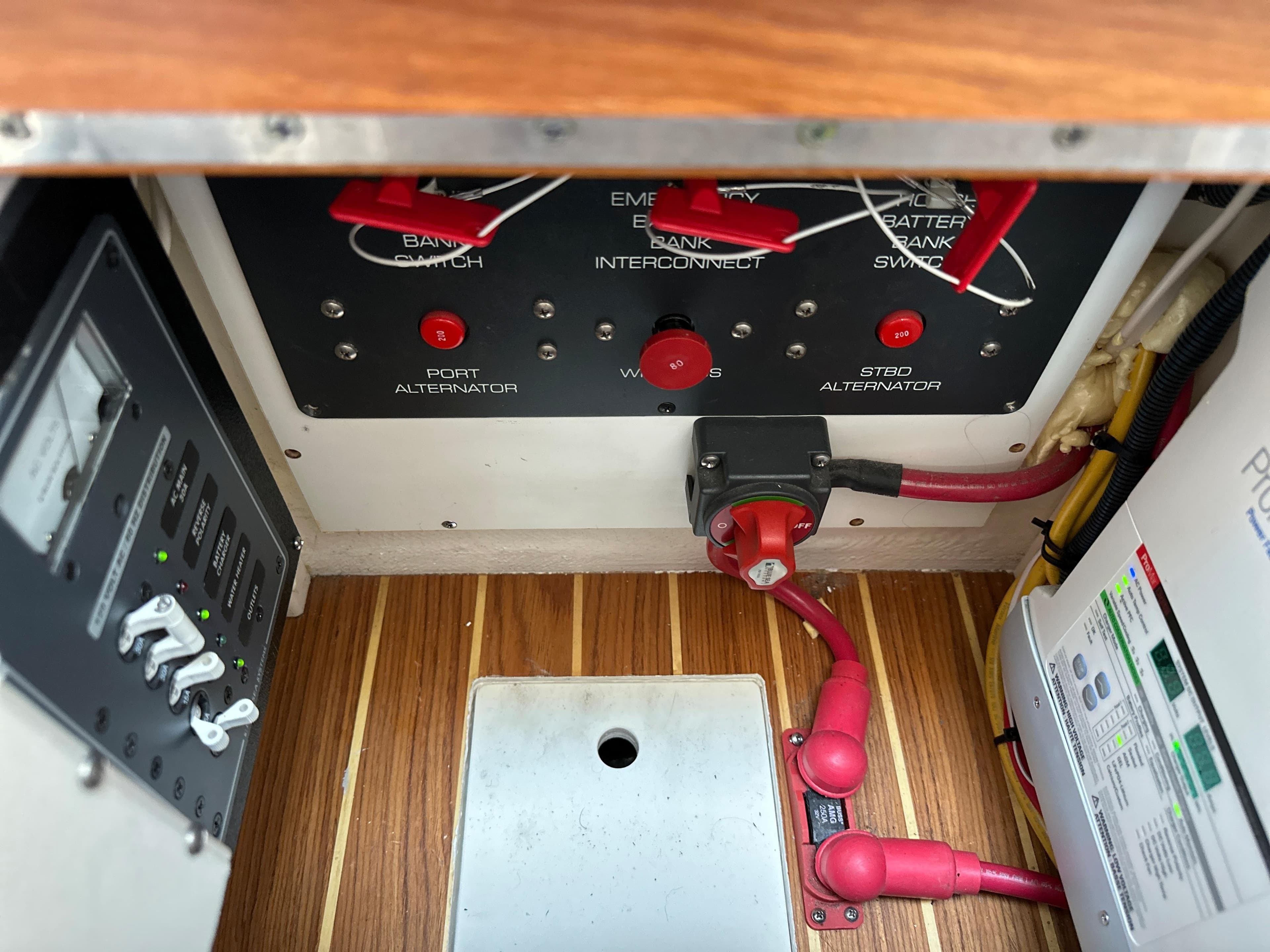 2002 Tiara Yachts Coronet