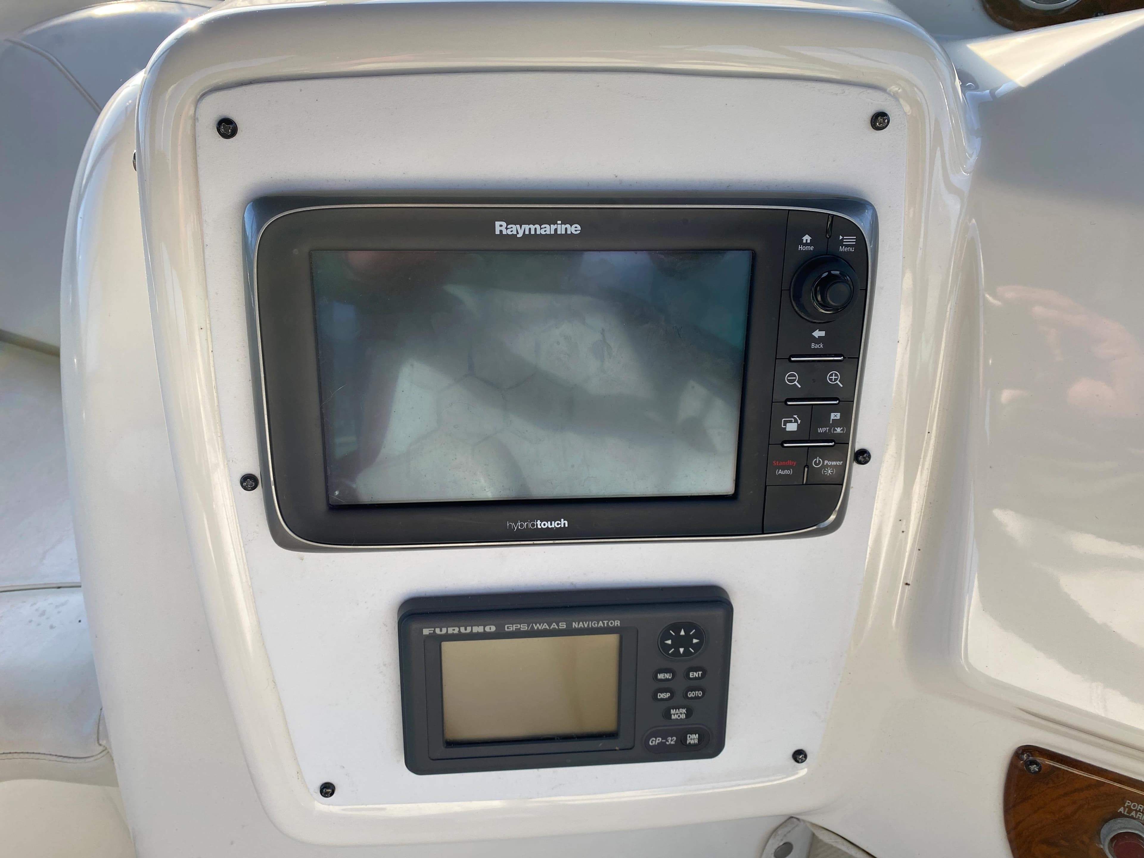 2003 Meridian 341 Sedan