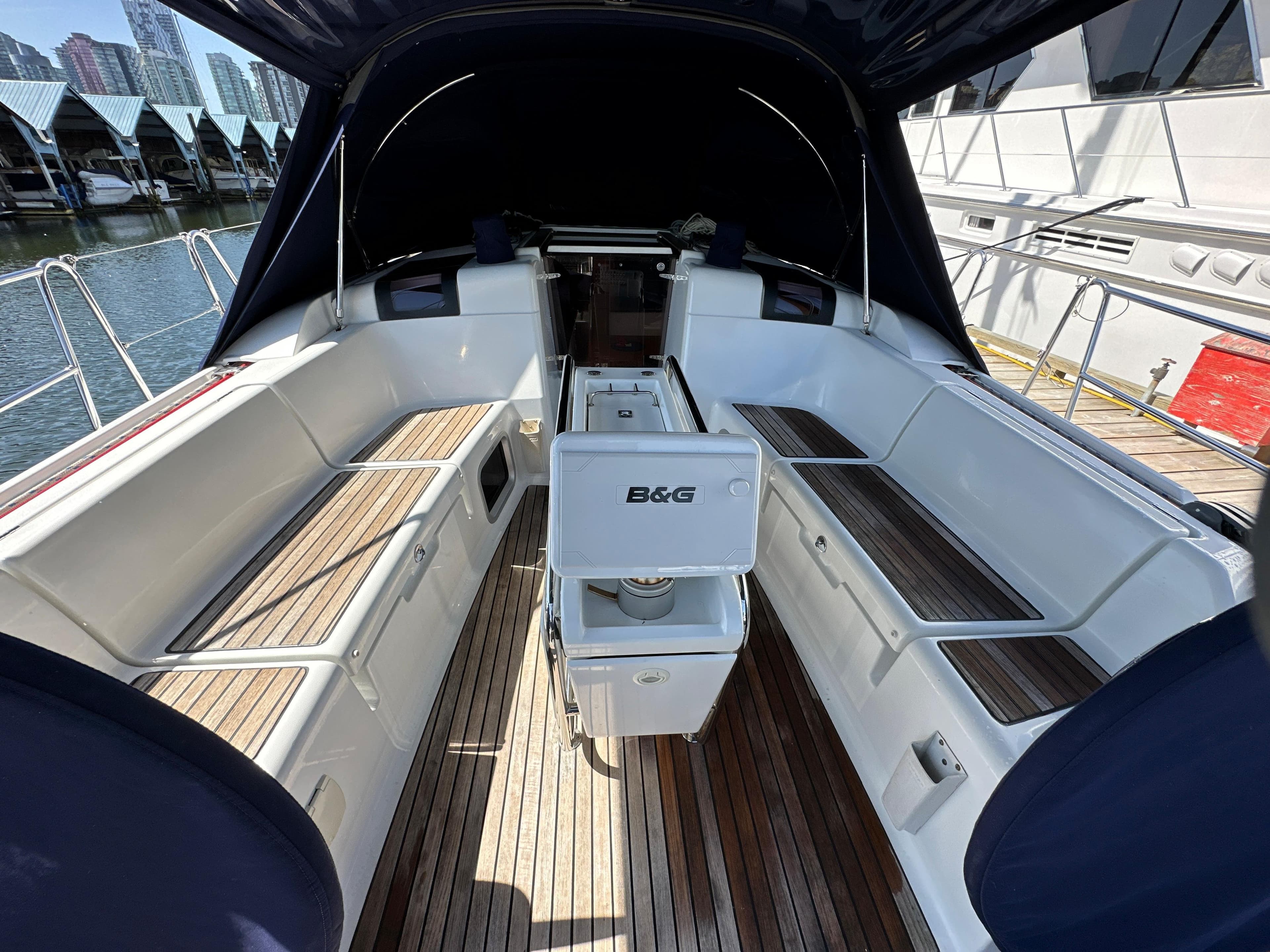 2015 Jeanneau Sun Odyssey 409