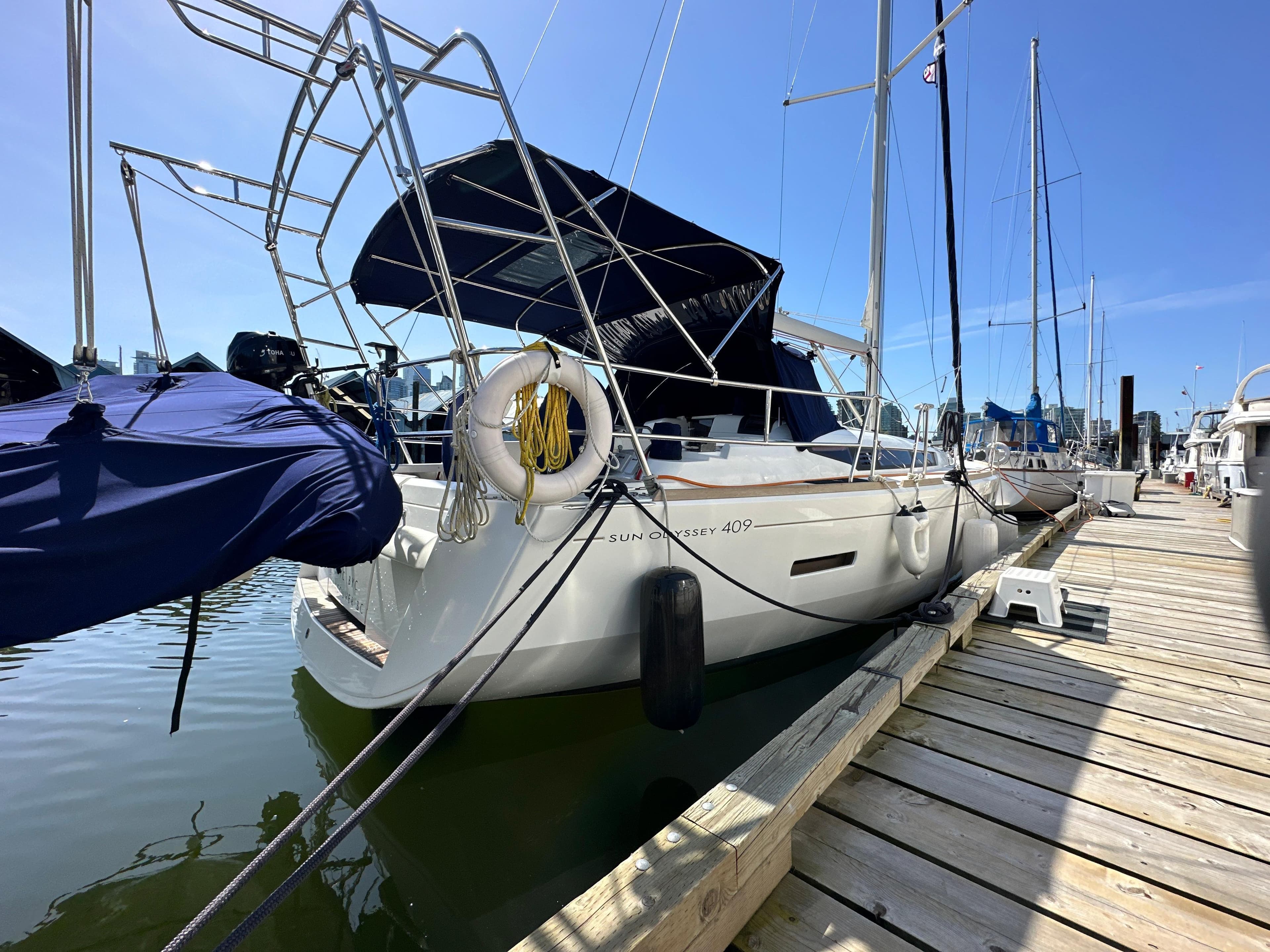 2015 Jeanneau Sun Odyssey 409
