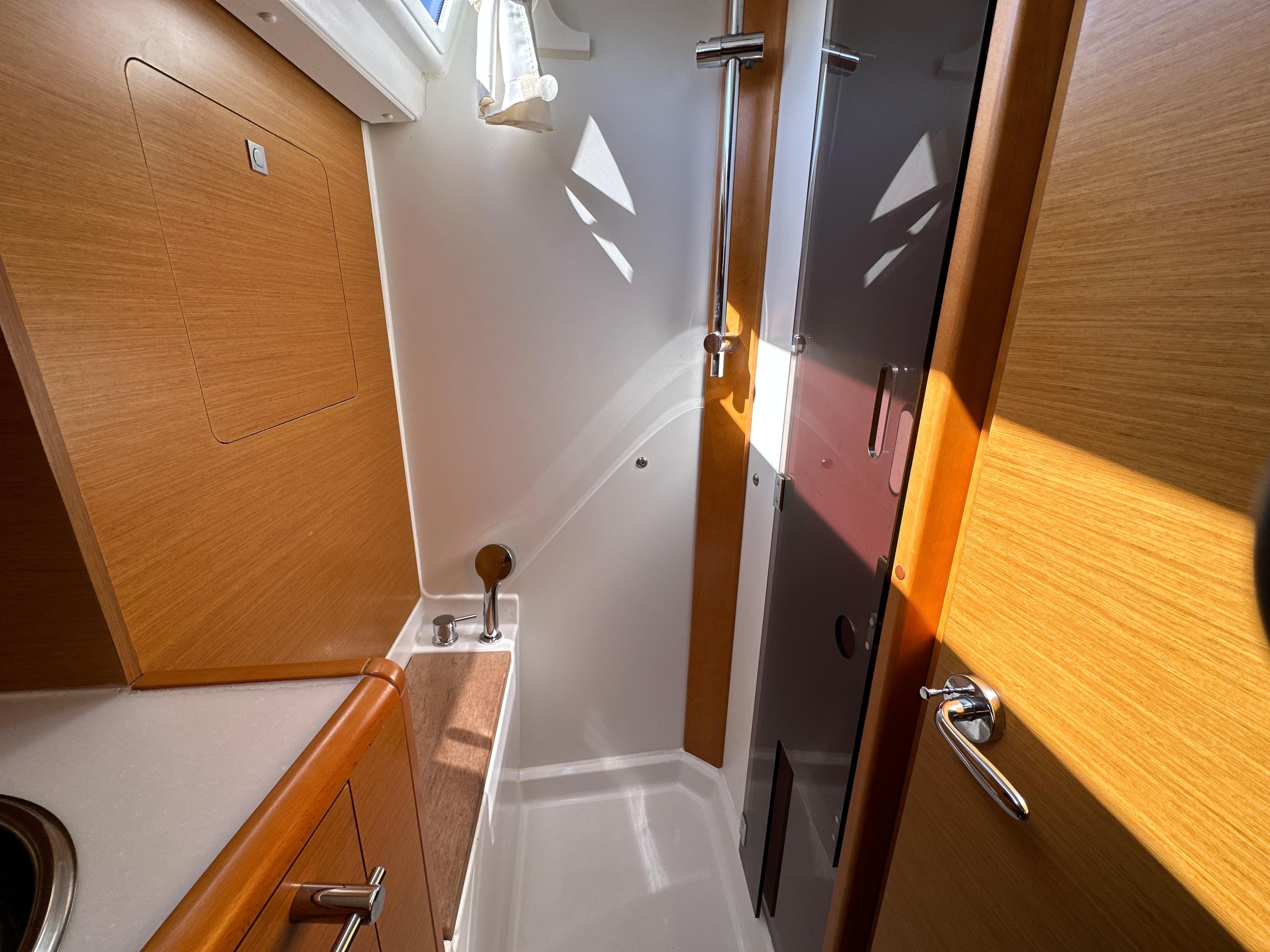 2015 Jeanneau Sun Odyssey 409