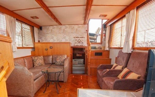 1985 Nova 40 Aft Cabin