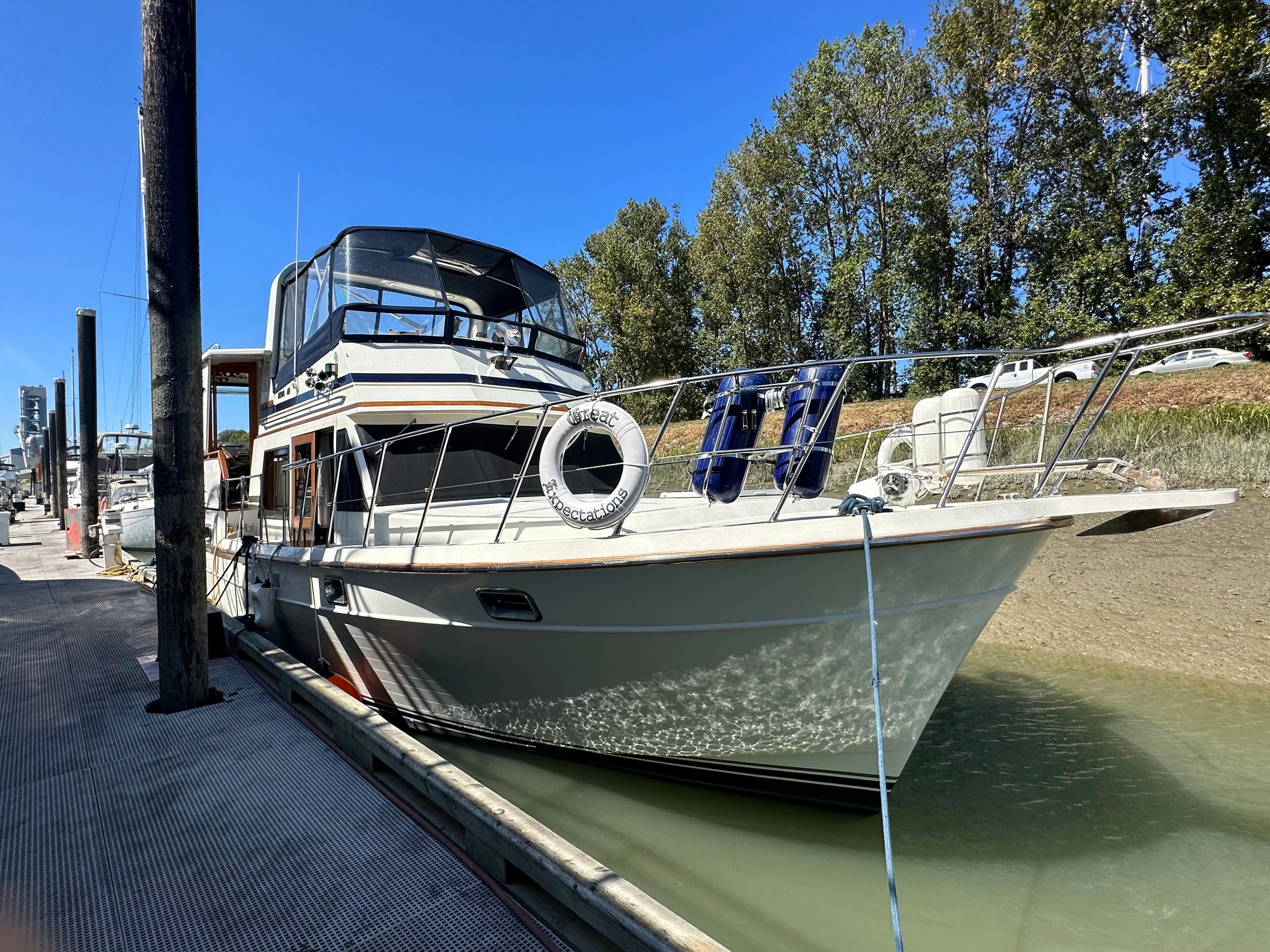 1985 Nova 40 Aft Cabin