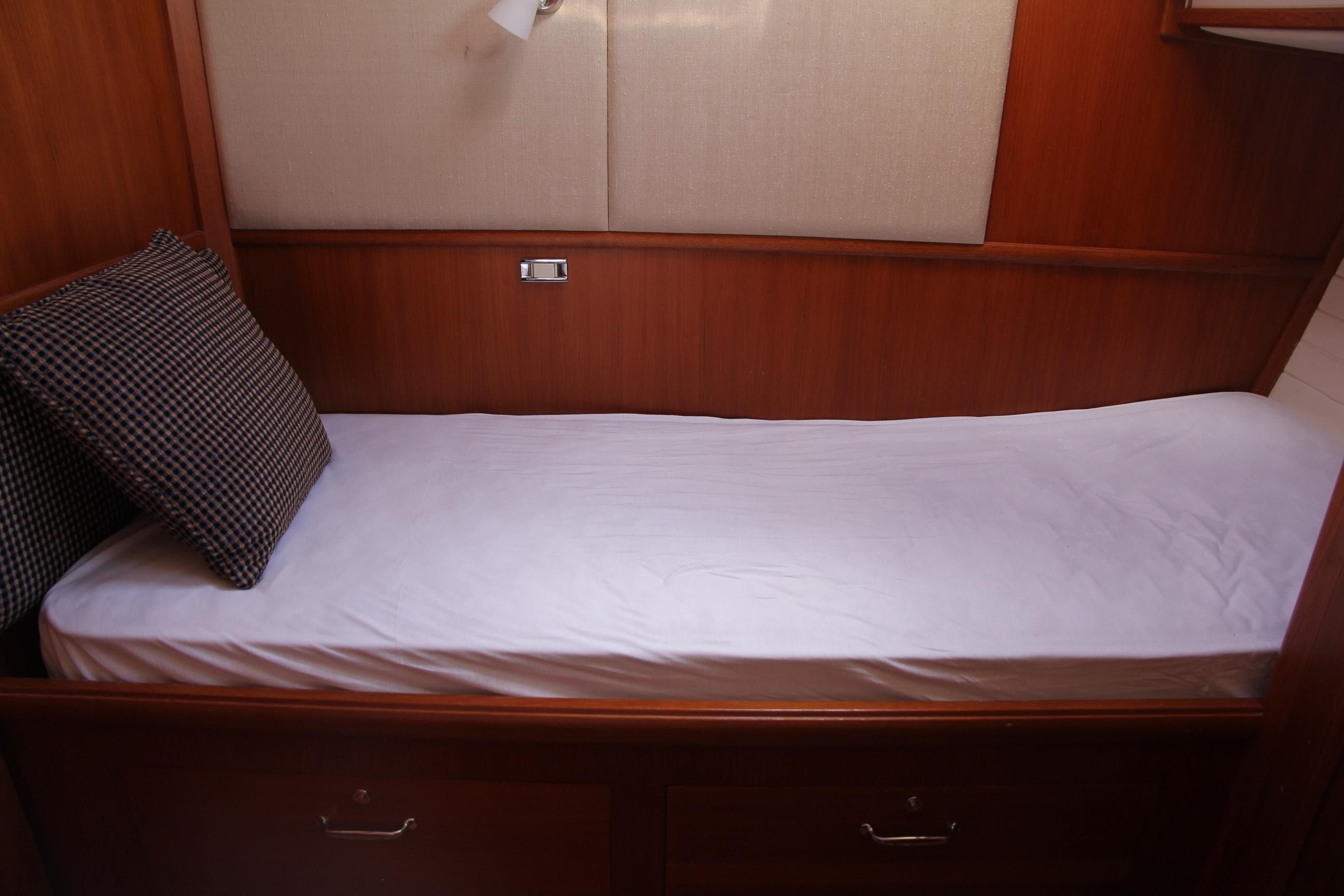 2006 Grand Banks 47 Europa