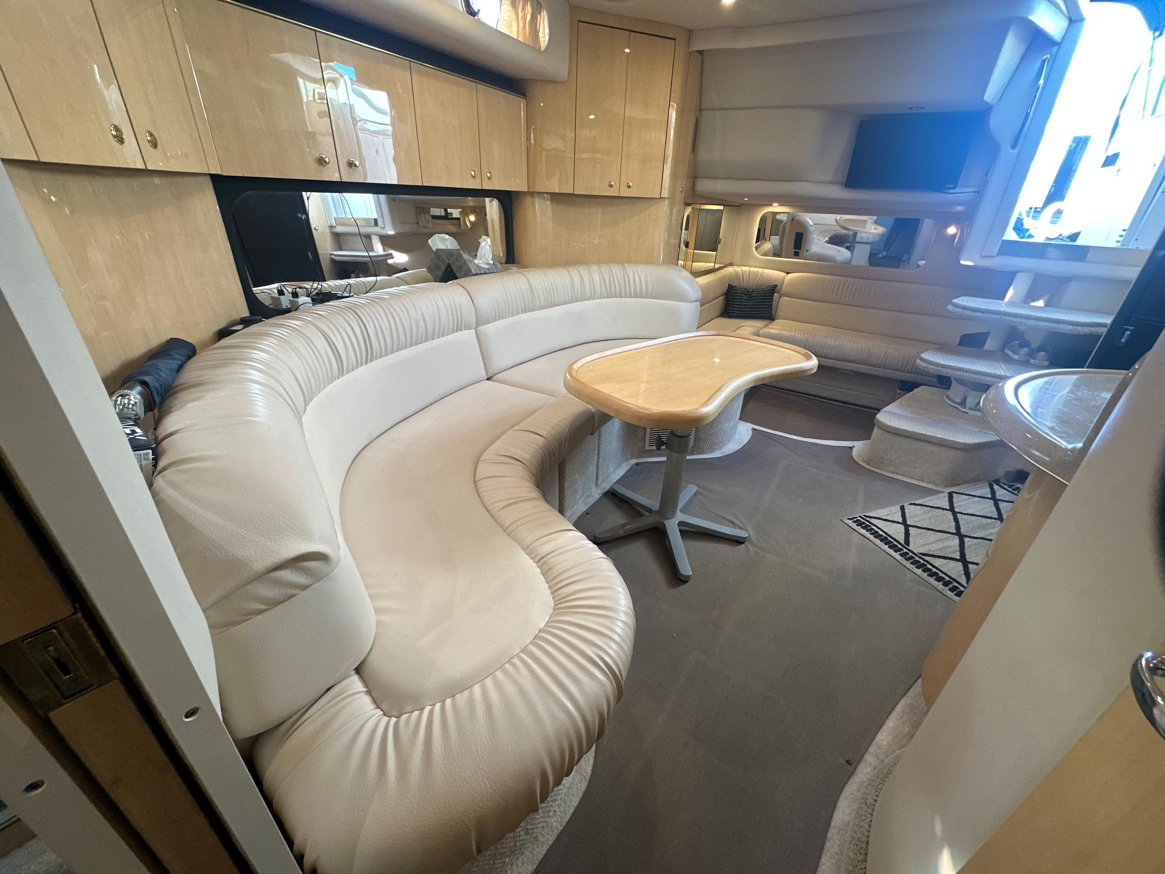 1999 Sea Ray 380 Sundancer