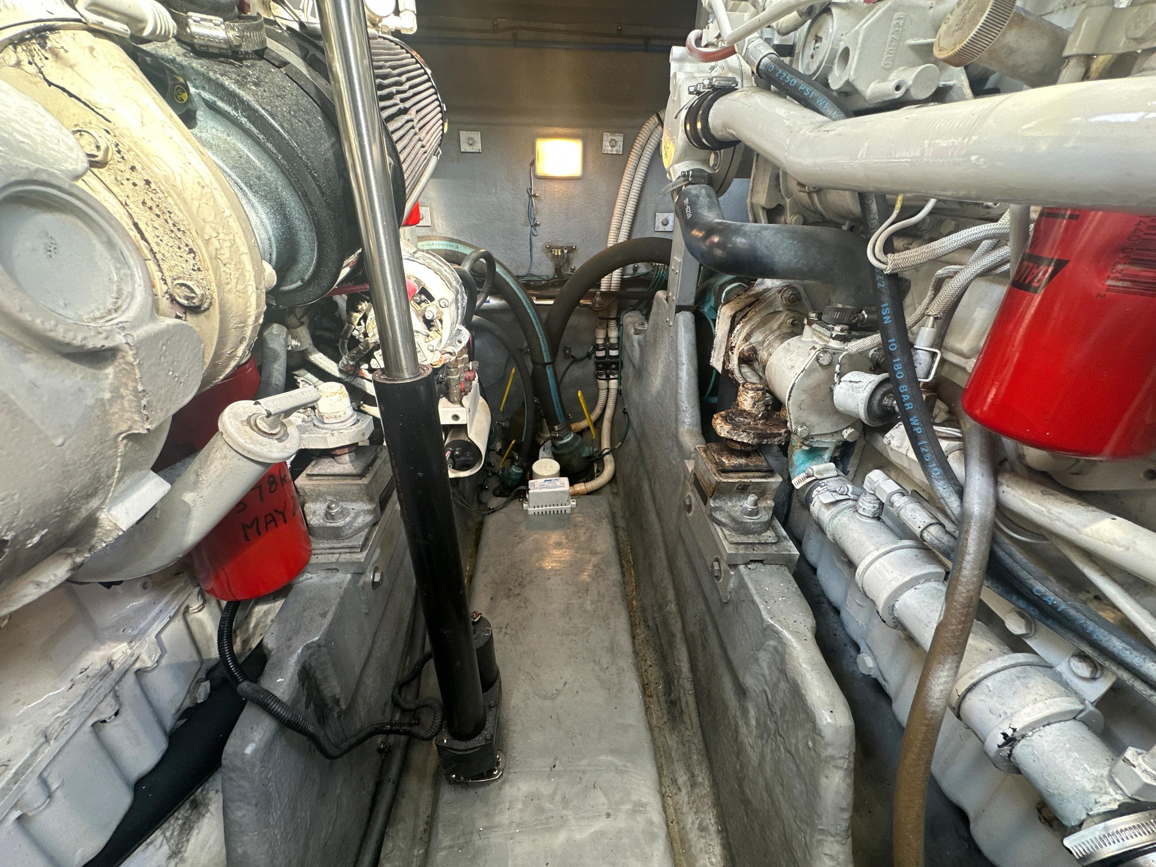 1999 Sea Ray 380 Sundancer