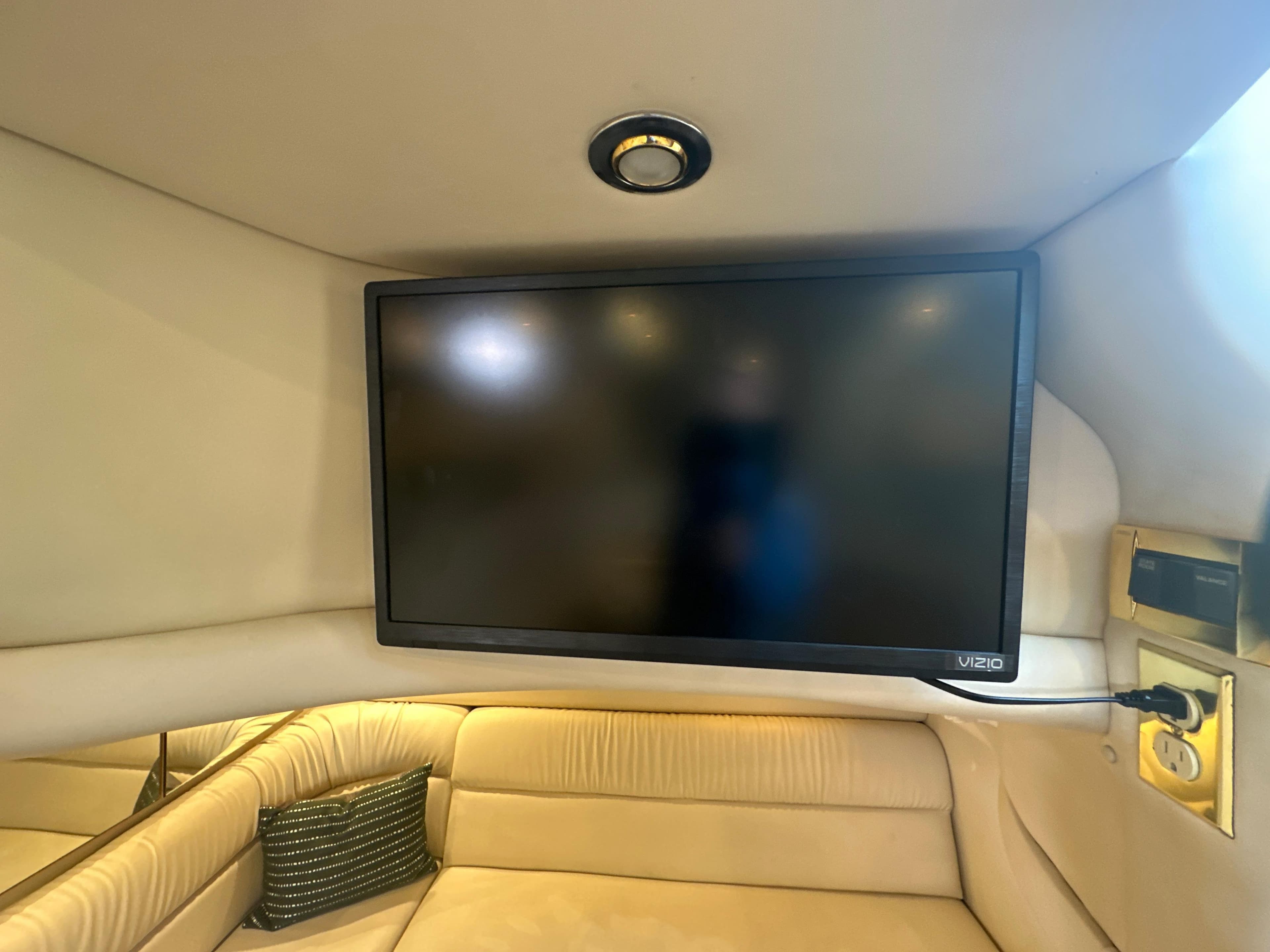 1999 Sea Ray 380 Sundancer