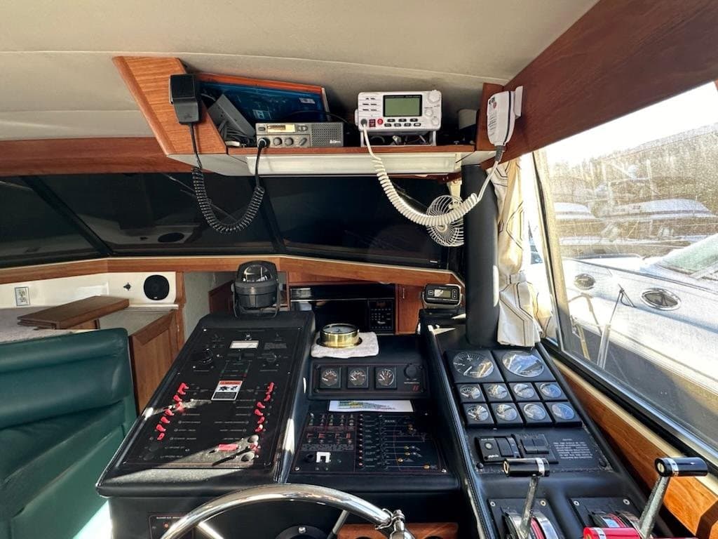 1991 Bayliner 3888 Motoryacht