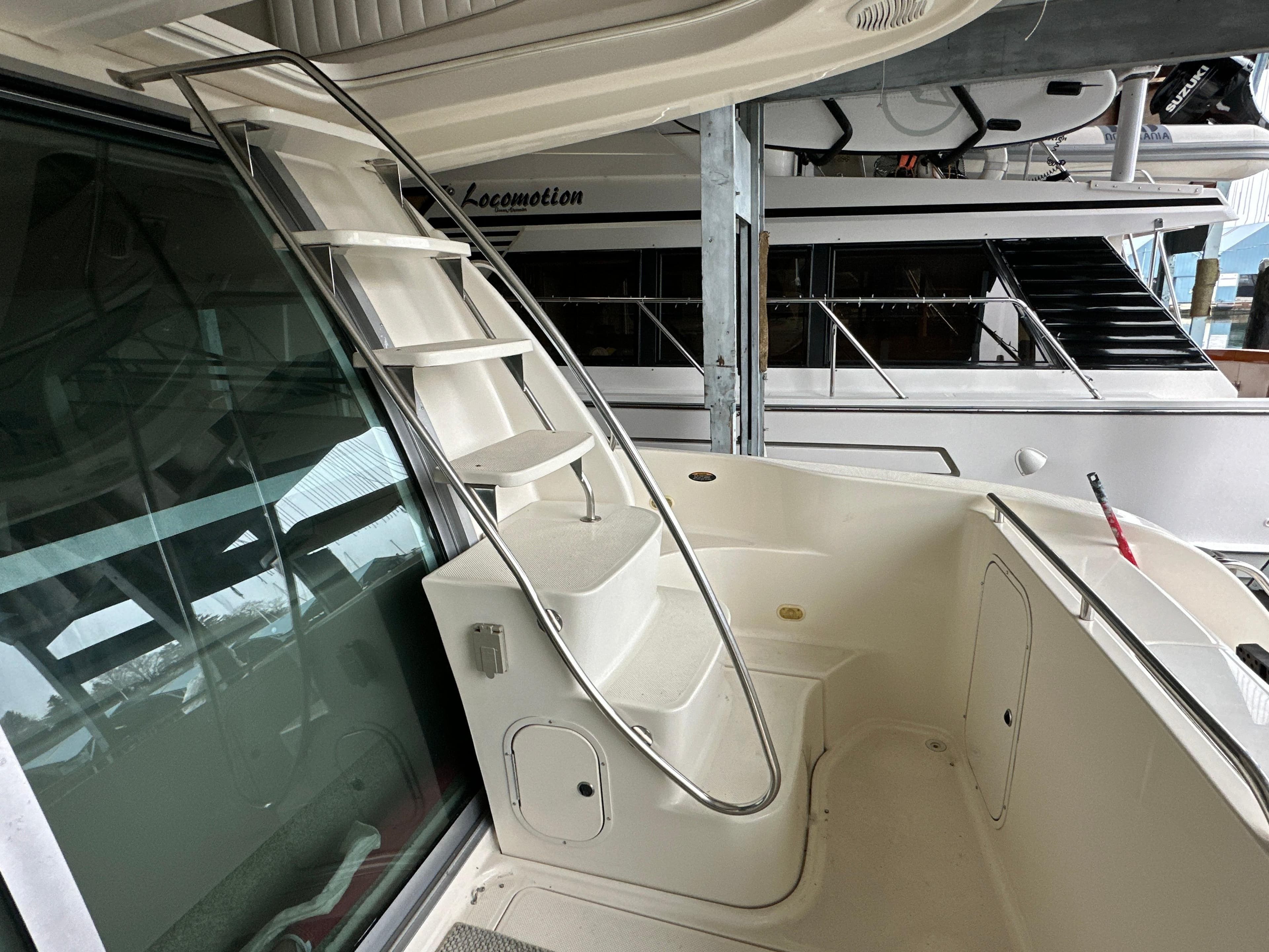1999 Maxum 4600 SCB