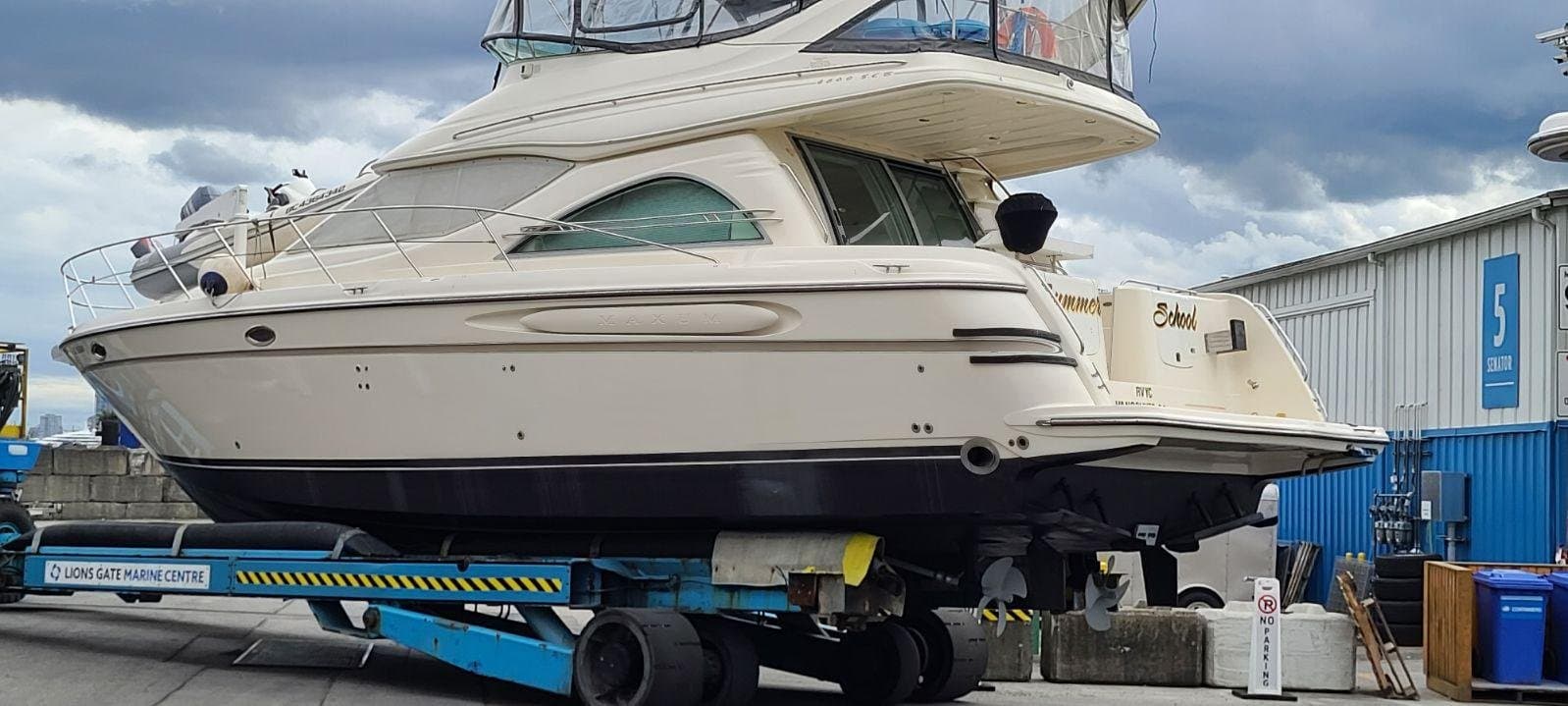 1999 Maxum 4600 SCB