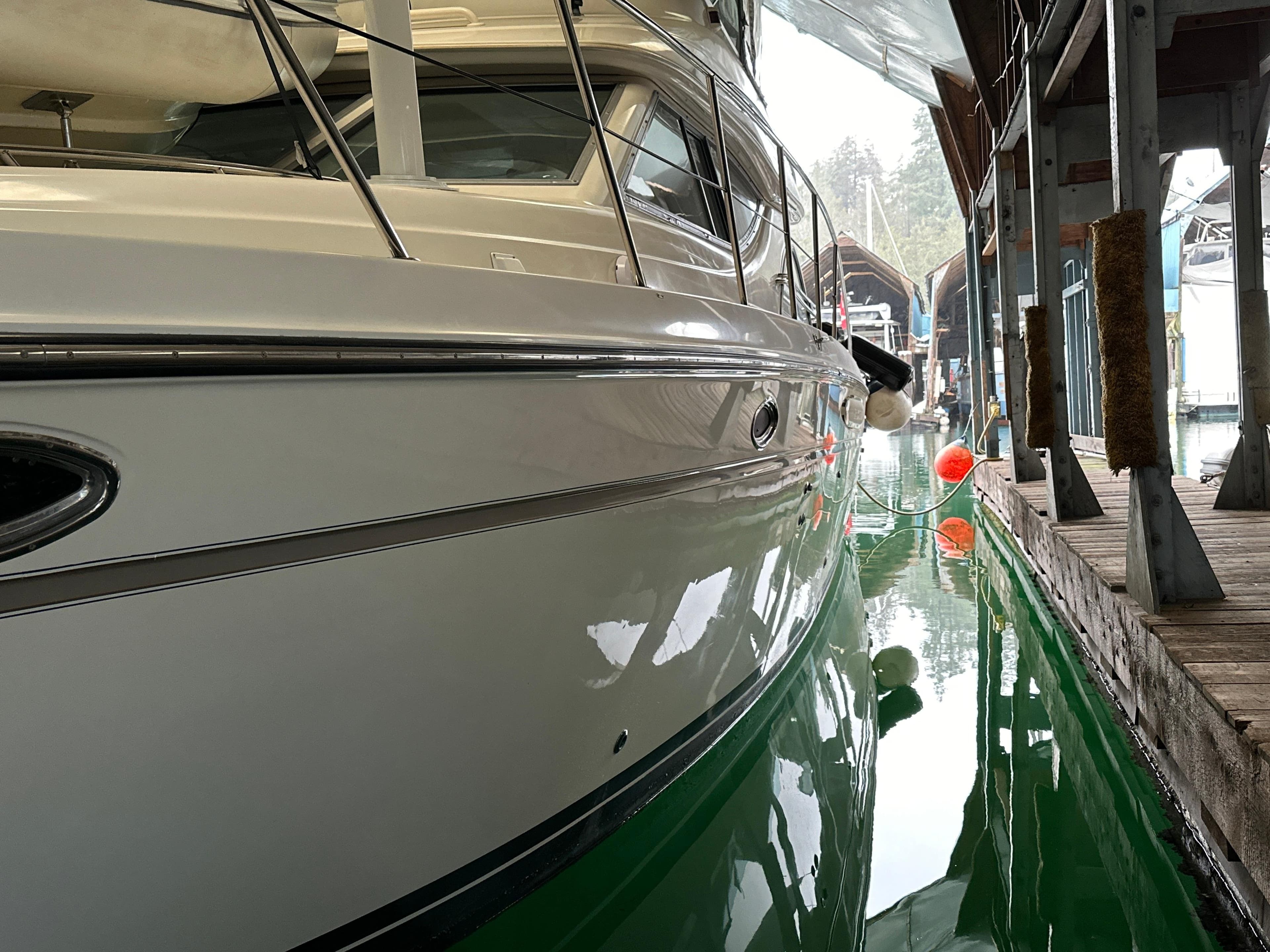 1999 Maxum 4600 SCB