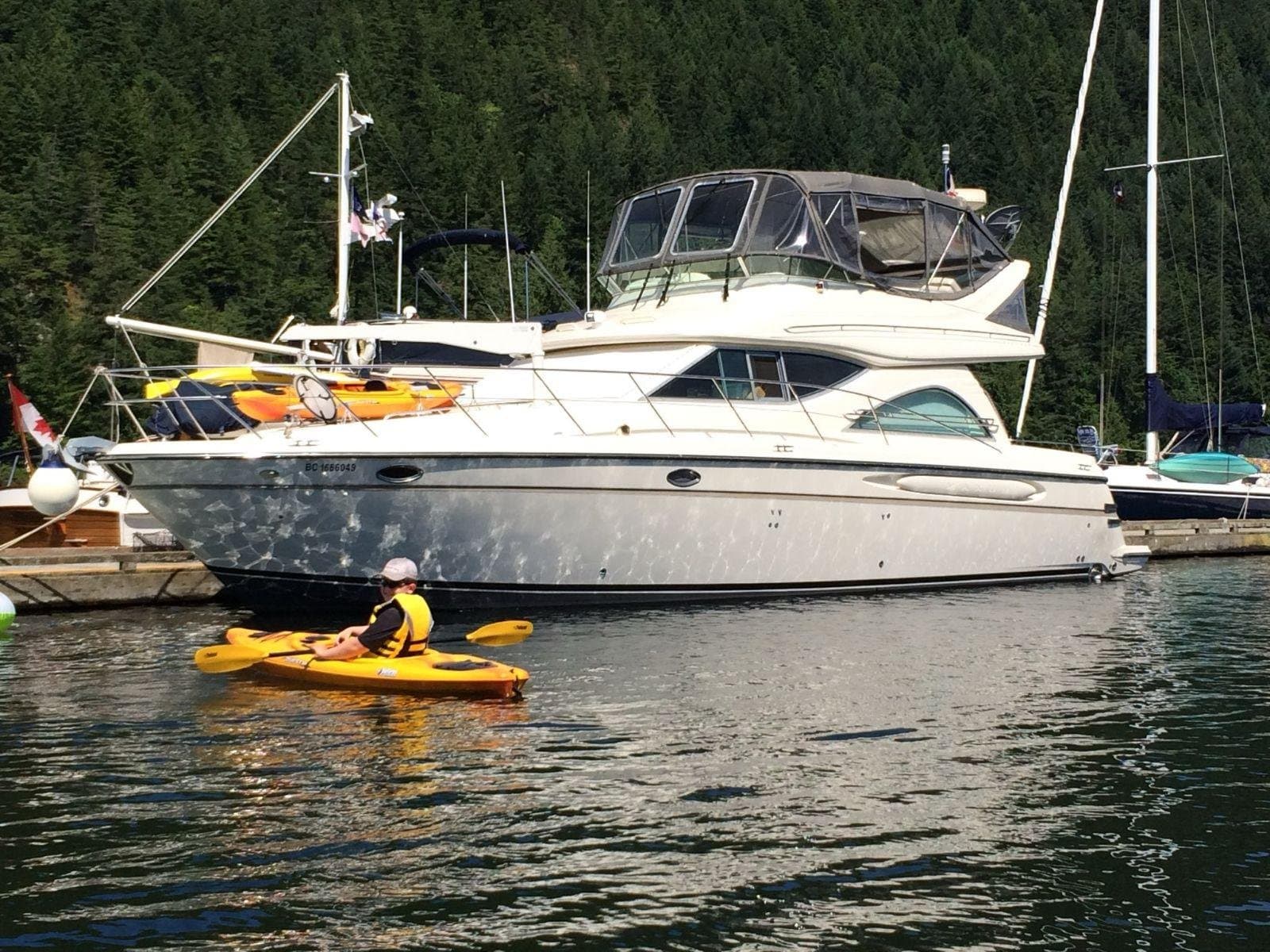 1999 Maxum 4600 SCB