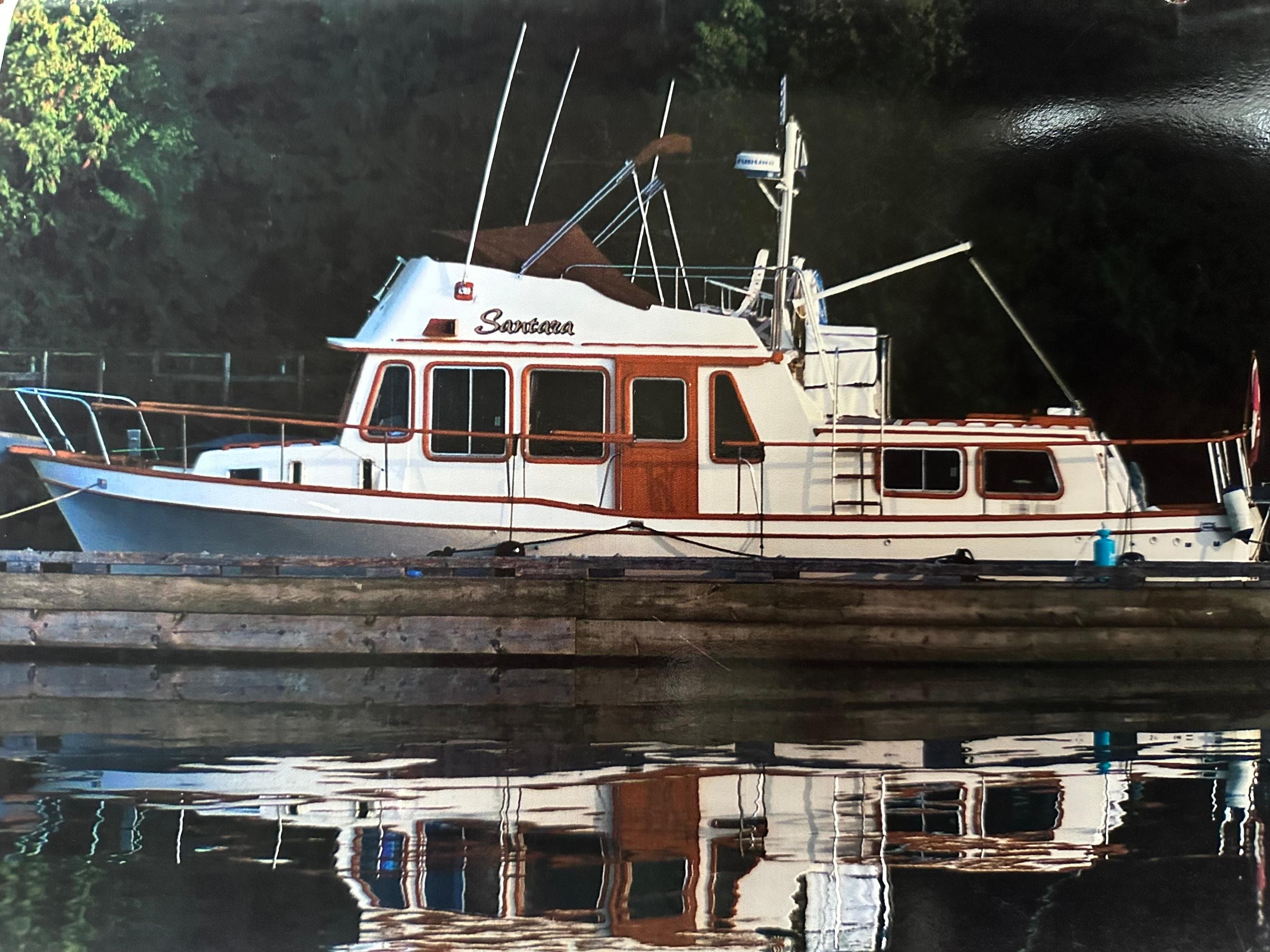 1982 Gulf Commander 38