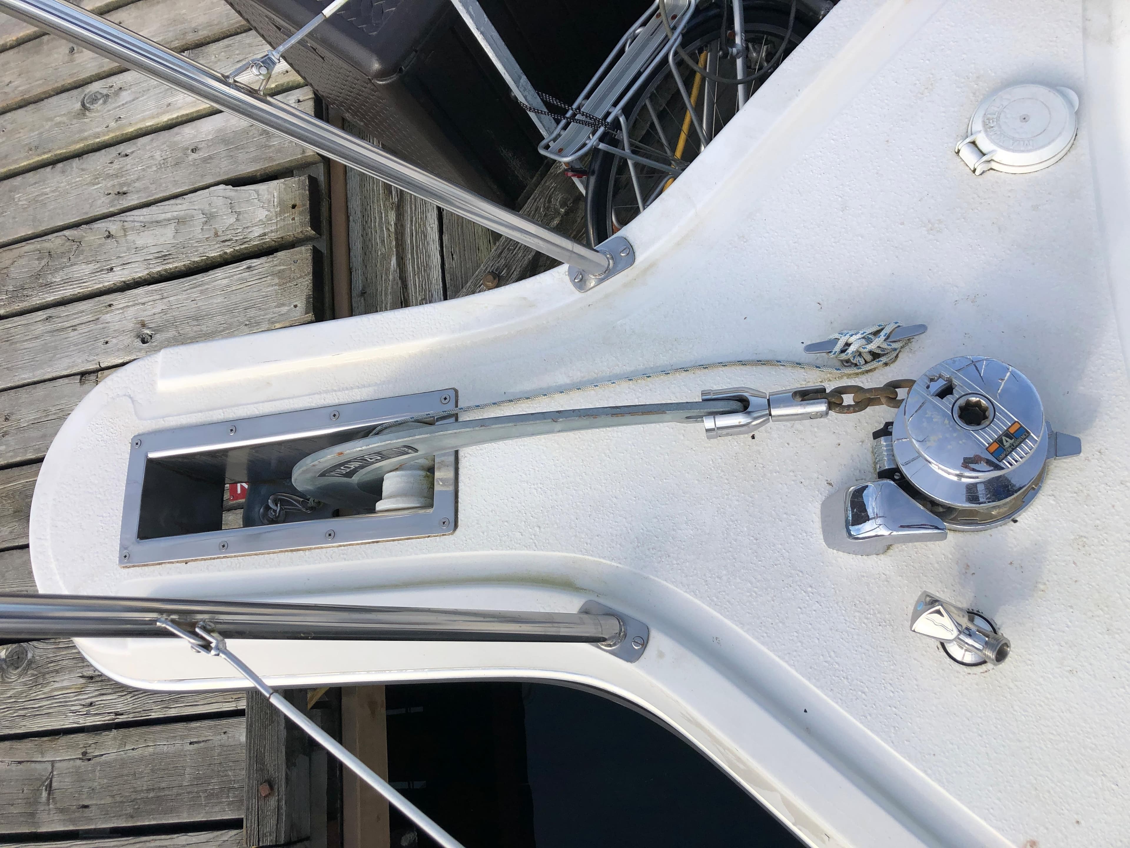 1995 Queenship Aft Cabin