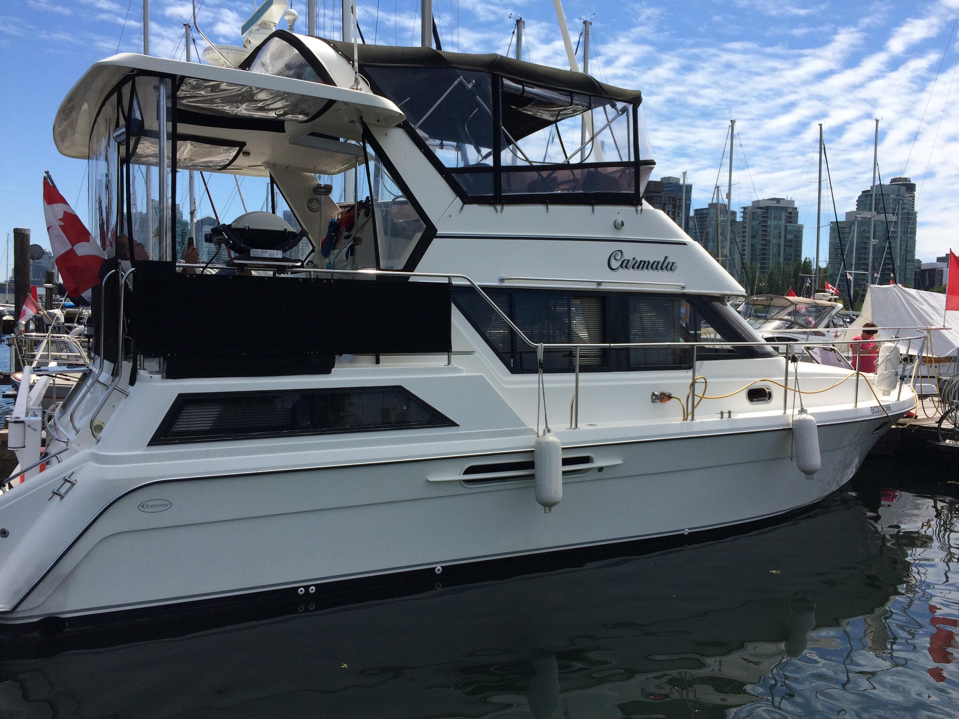 1995 Queenship Aft Cabin