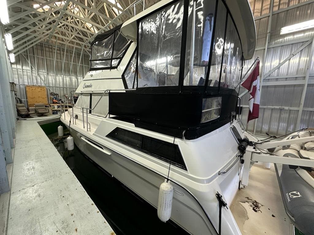 1995 Queenship Aft Cabin