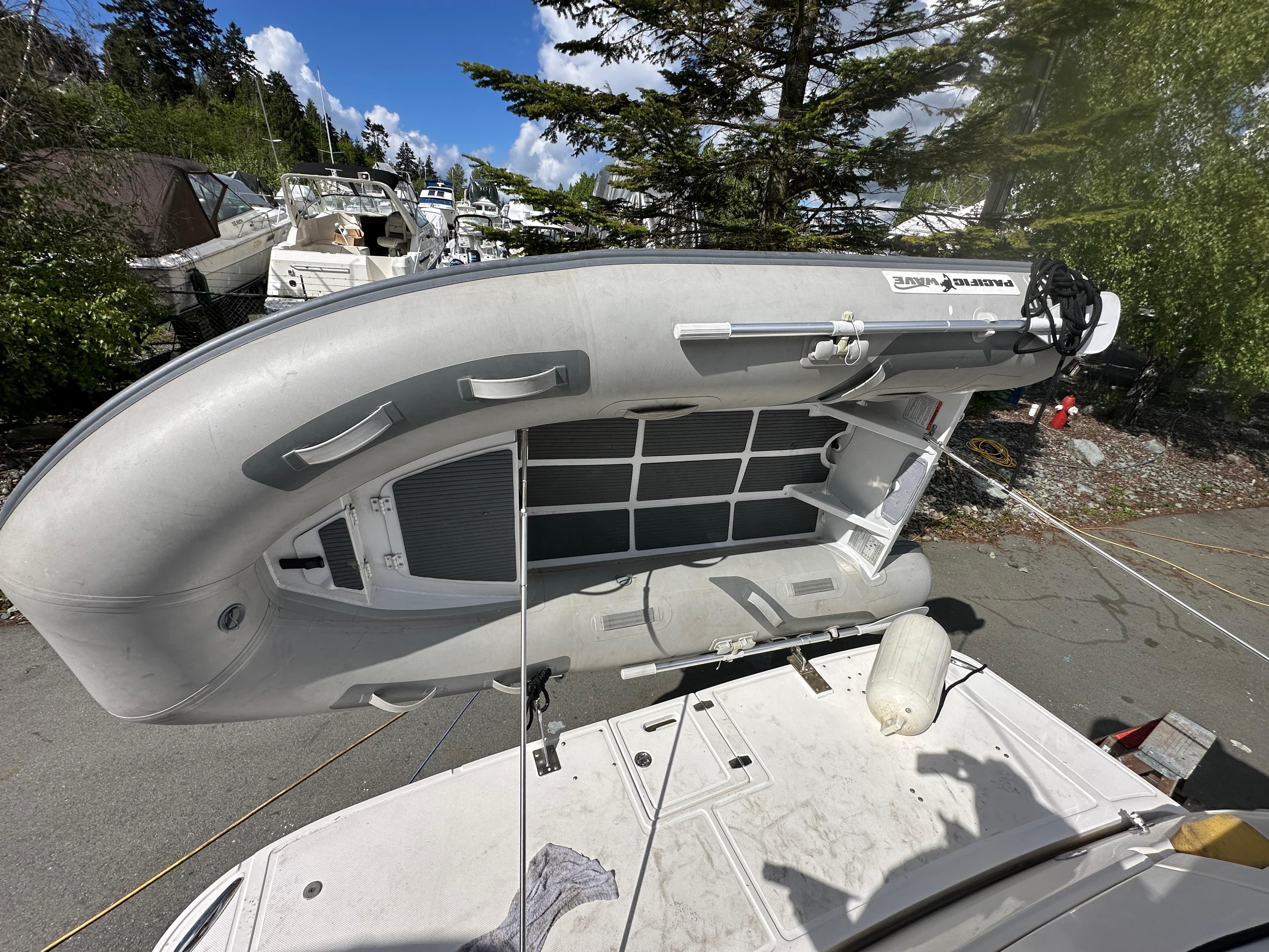 2007 Regal 3360 Window Express