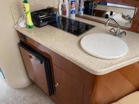 2007 Regal 3360 Window Express
