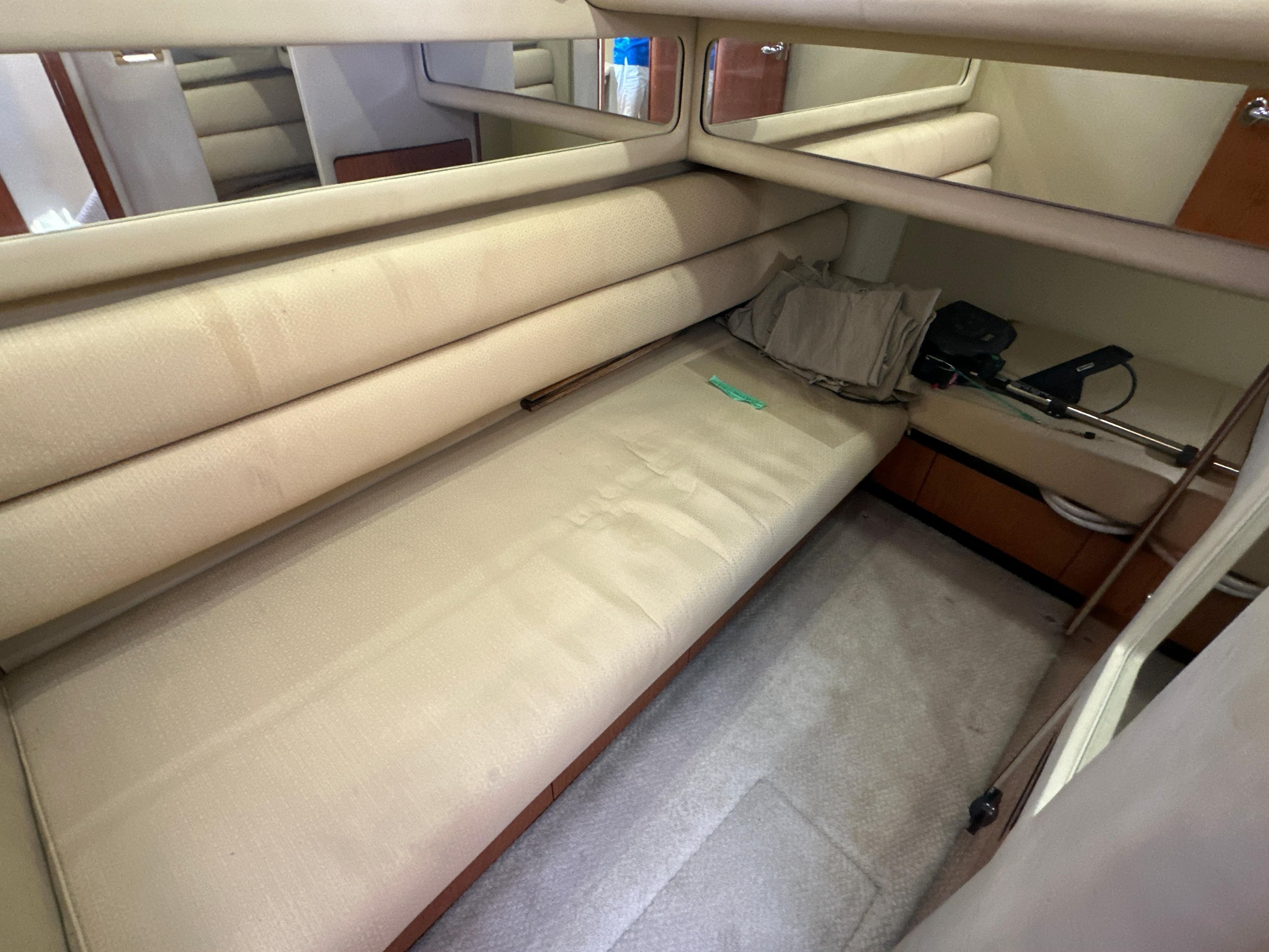 2000 Sea Ray 480 Sedan Bridge