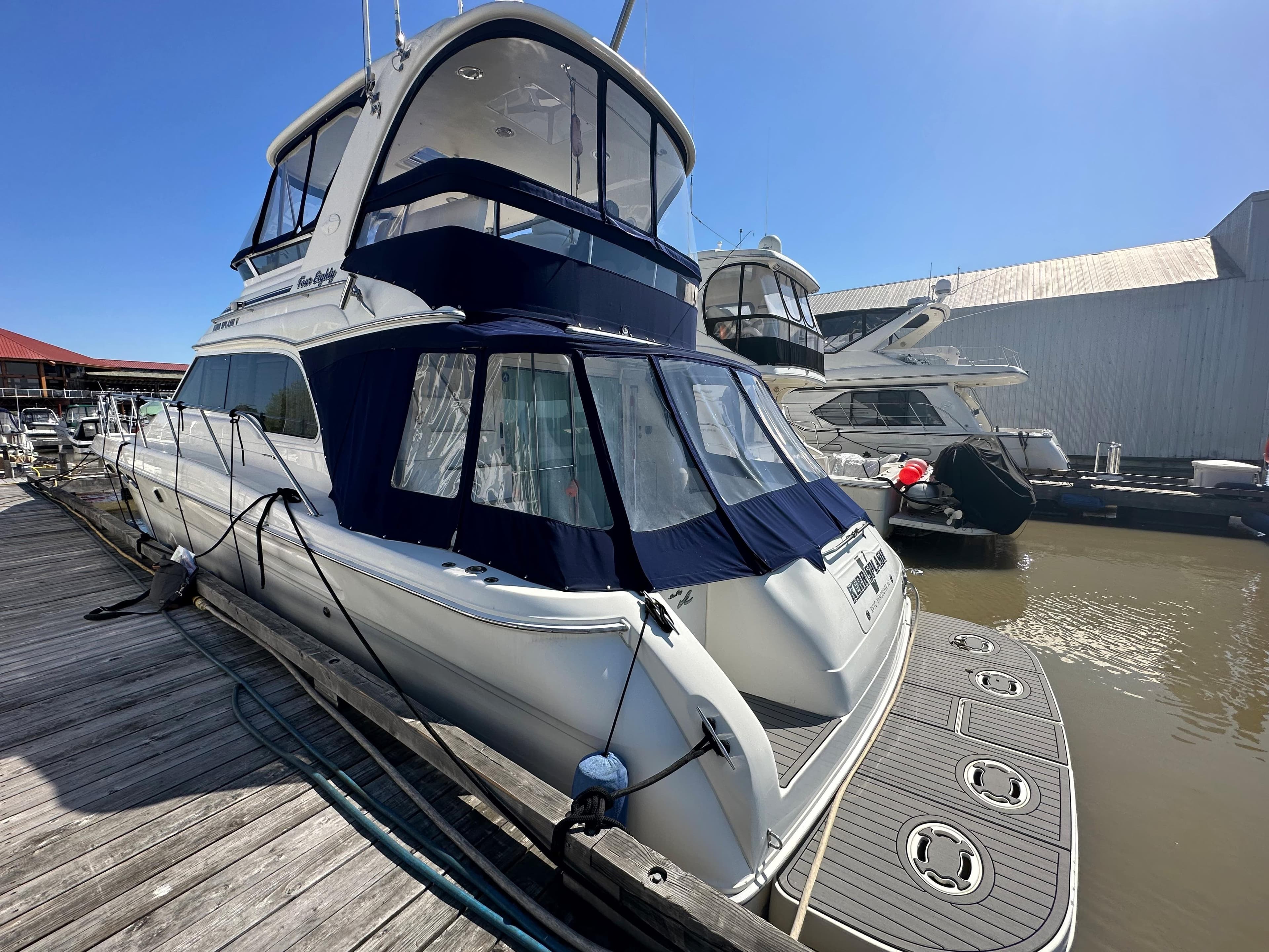 2000 Sea Ray 480 Sedan Bridge