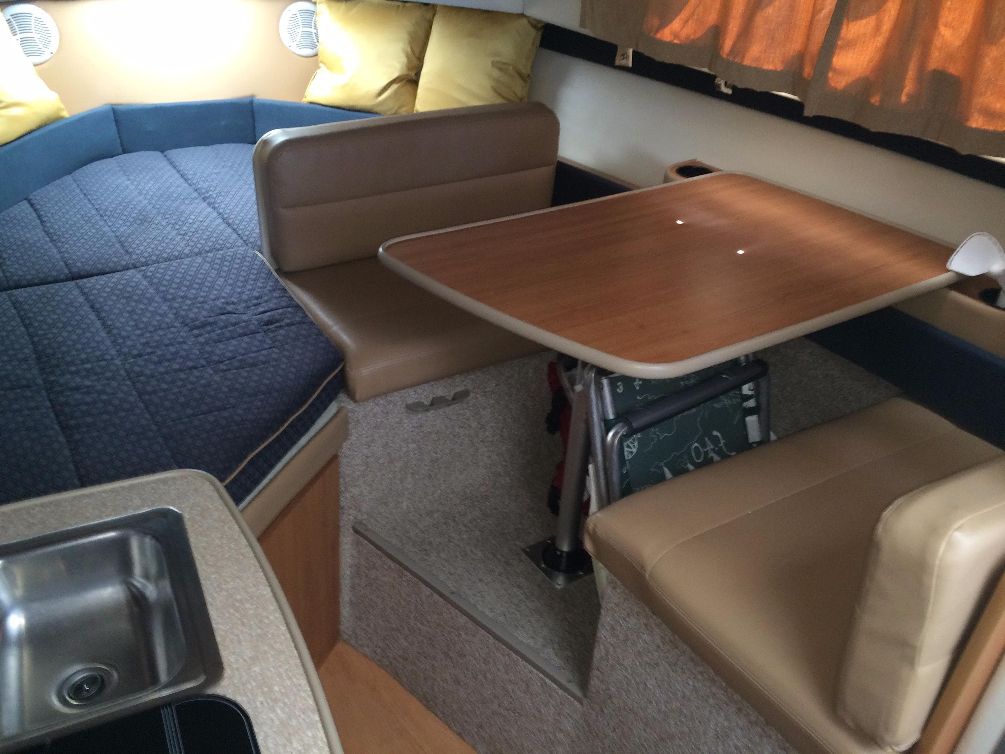 2007 Bayliner 246
