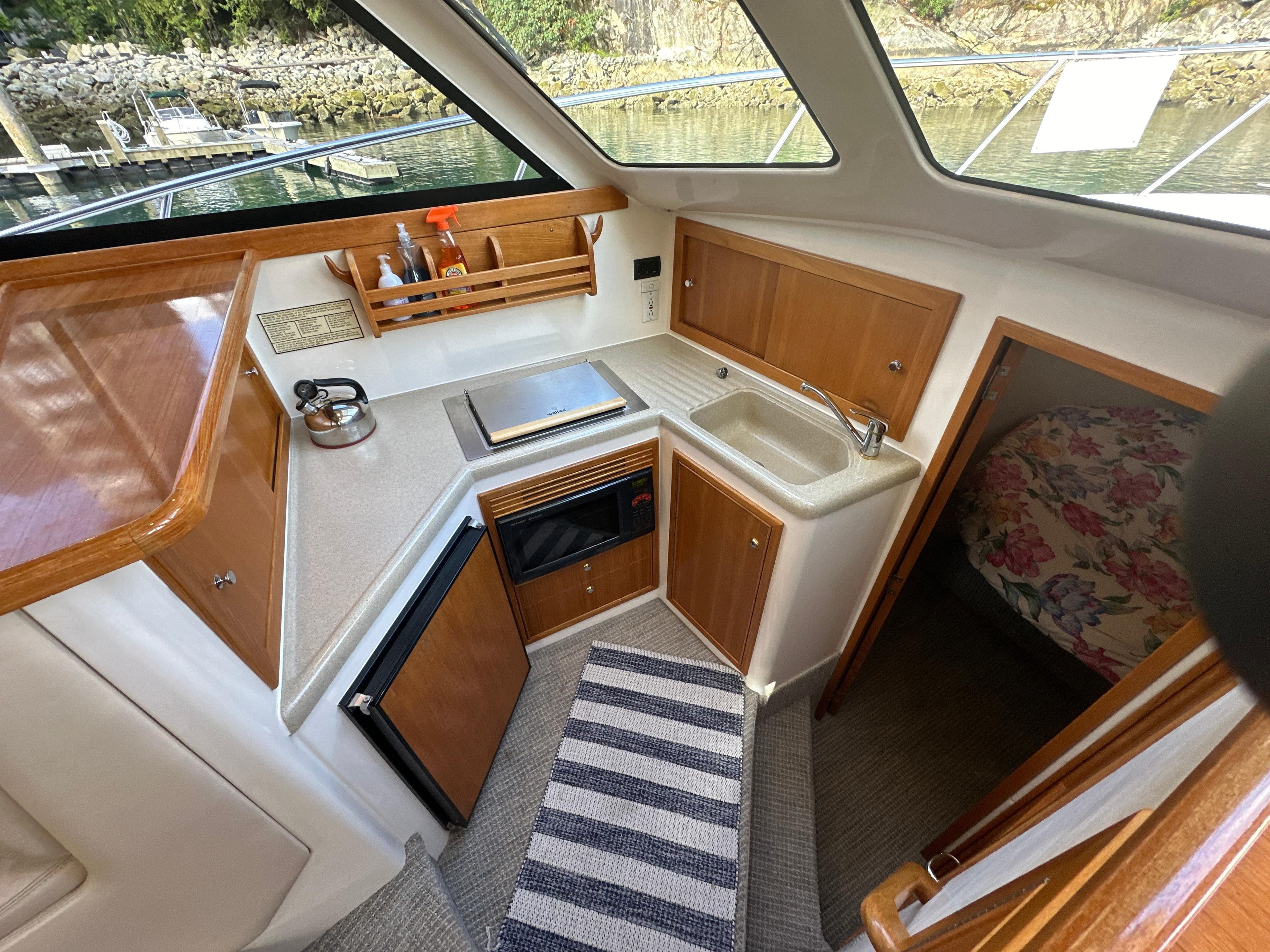 2001 Riviera 34
