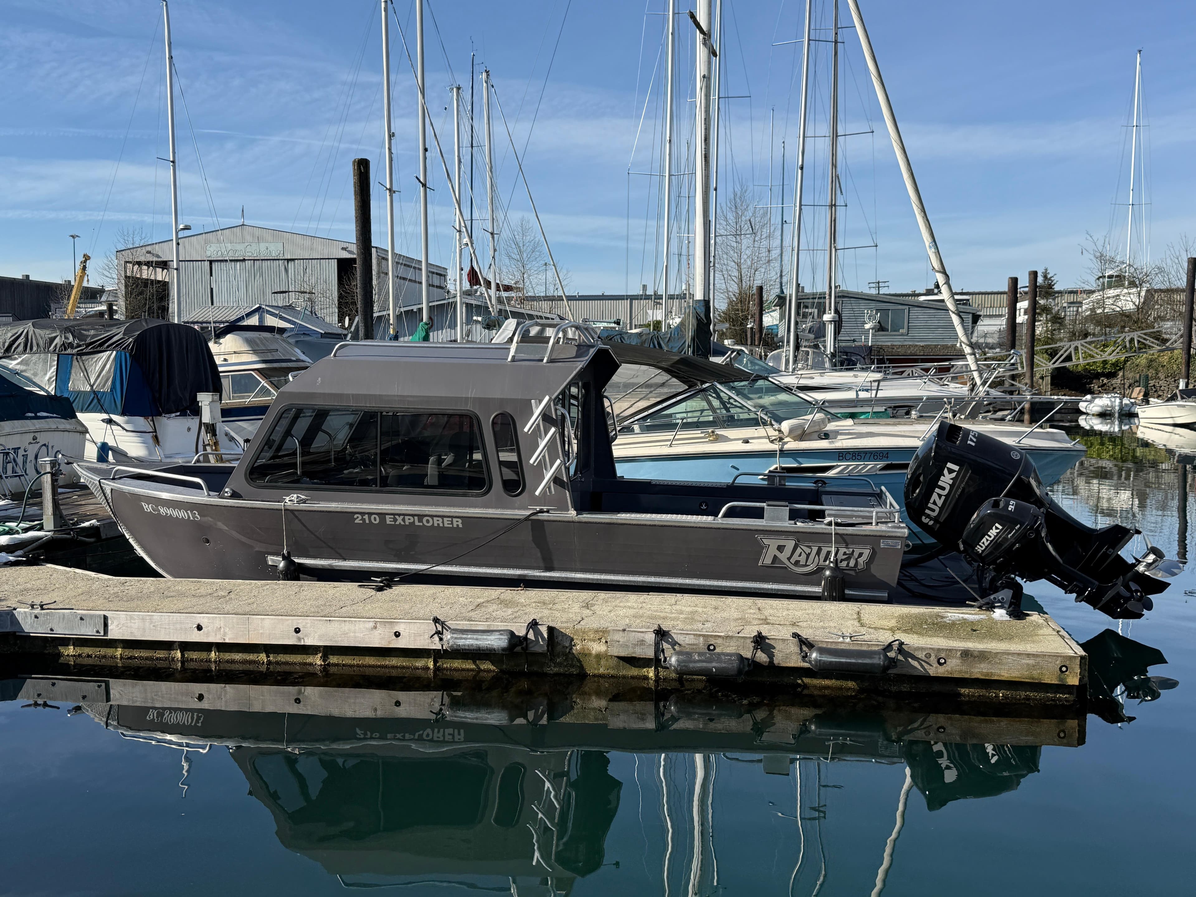2023 Raider 210 Discovery