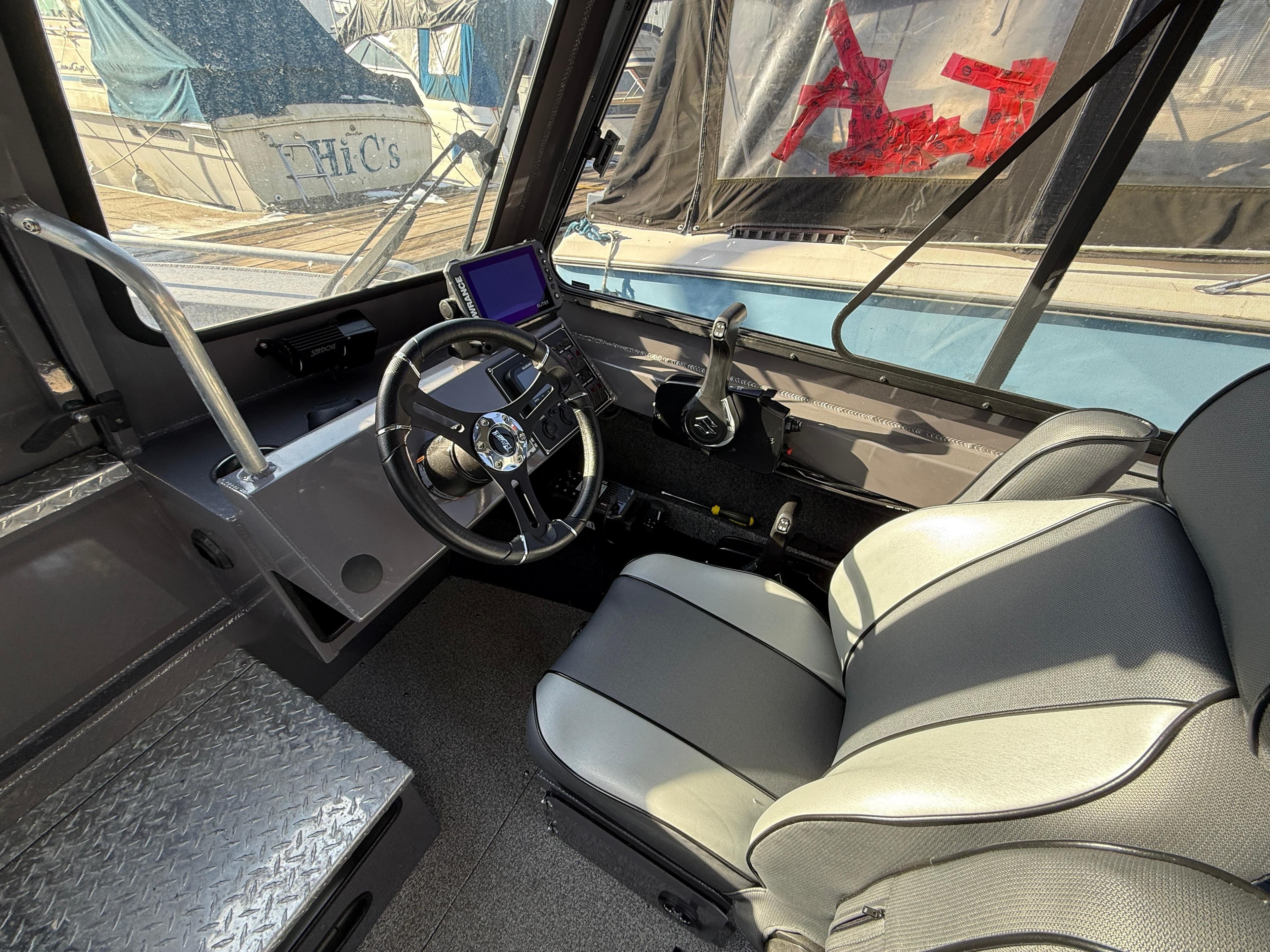 2023 Raider 210 Discovery
