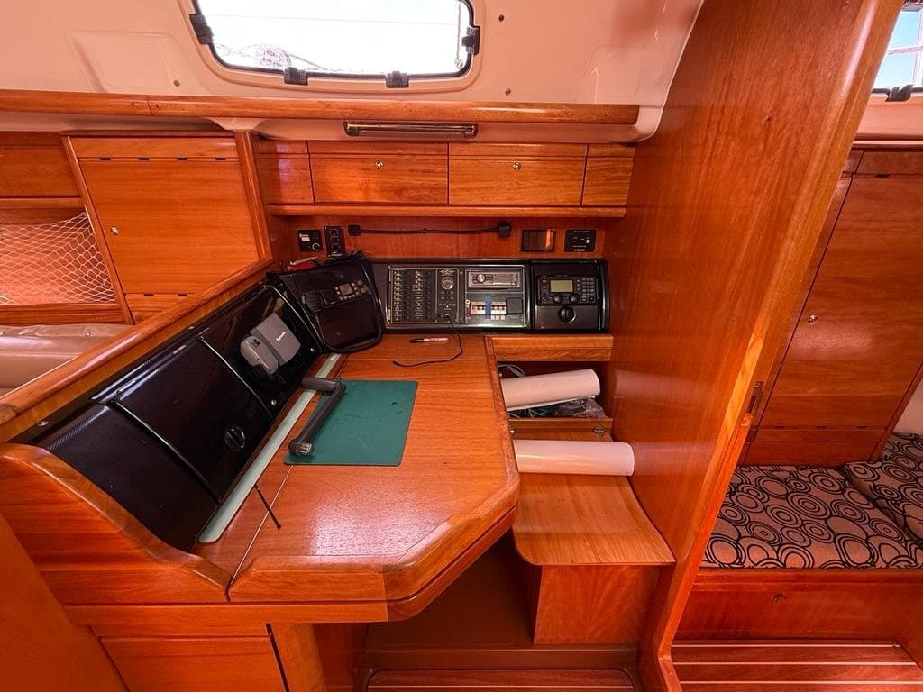 2006 Bavaria Cruiser 42