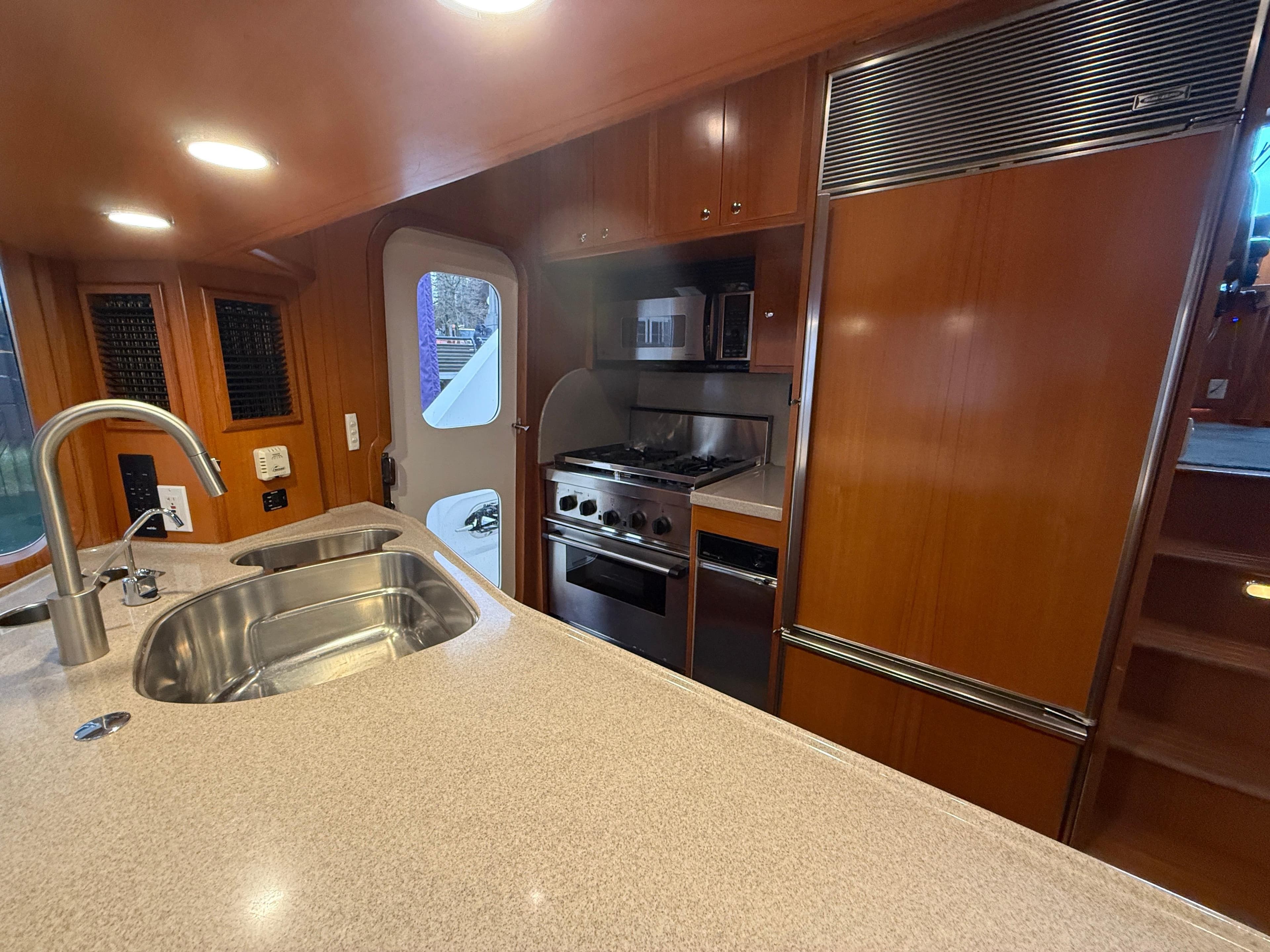 2002 Nordhavn 57