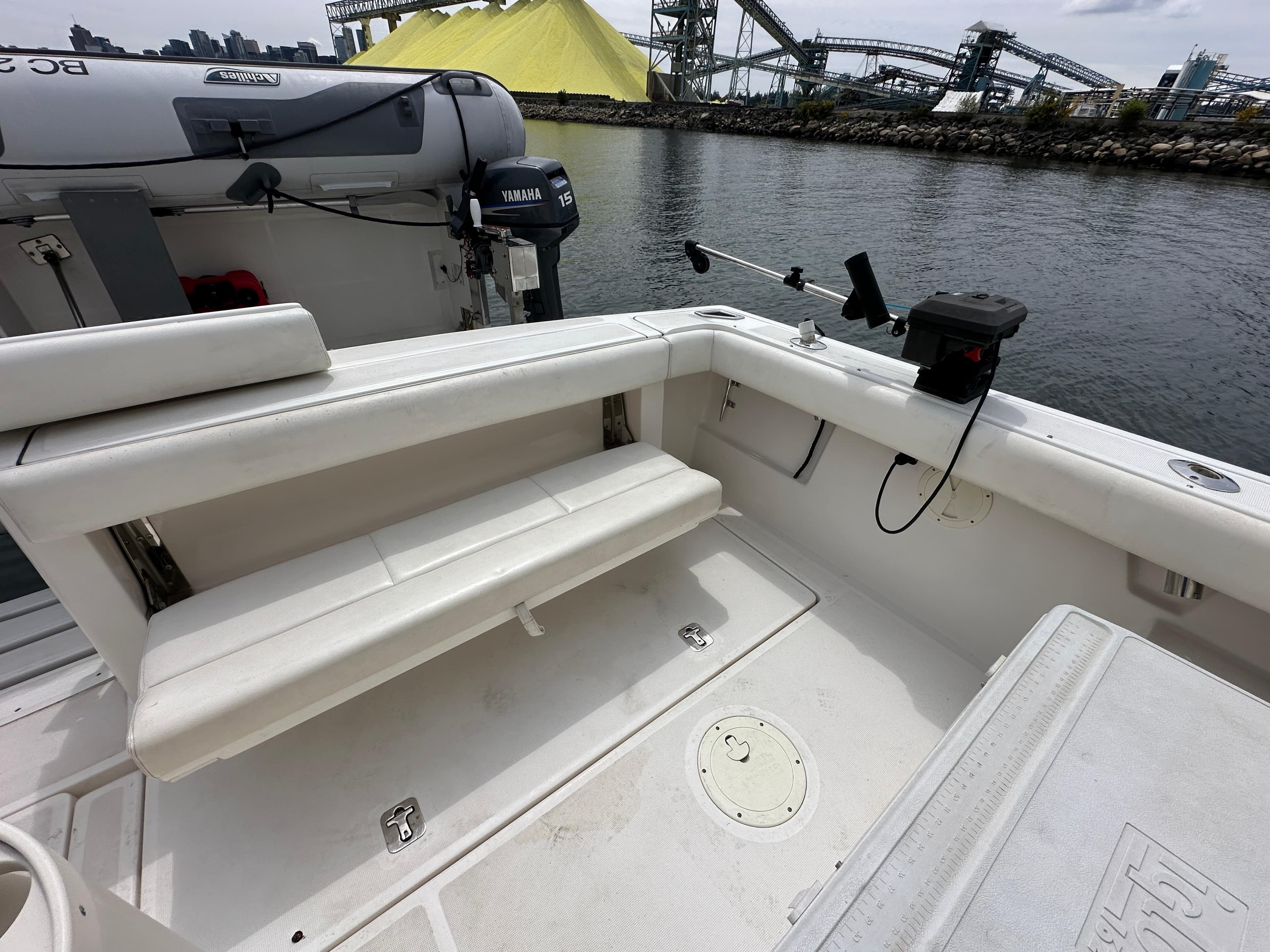 2004 Tiara Yachts 3100 Open
