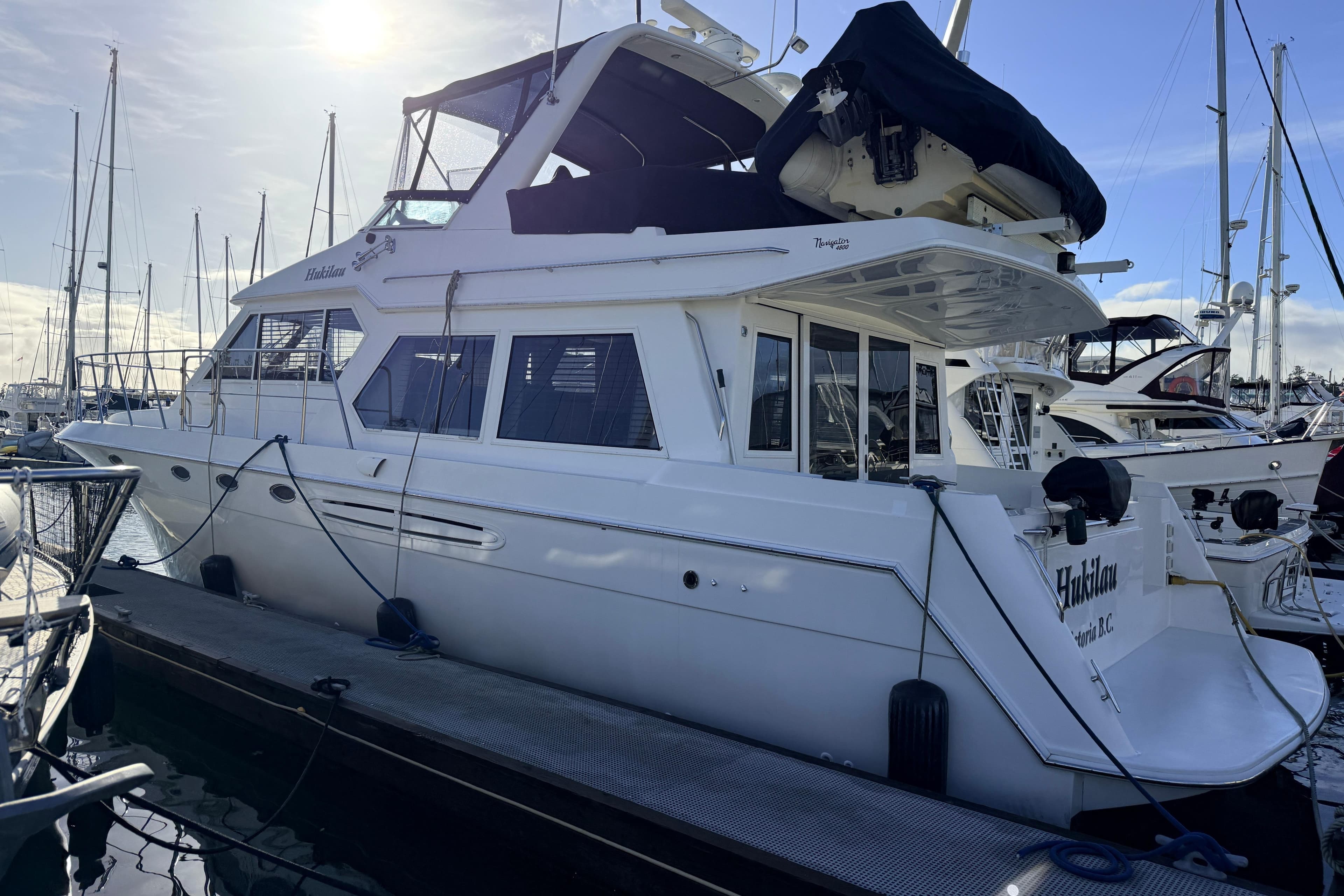 2003 Navigator 4800
