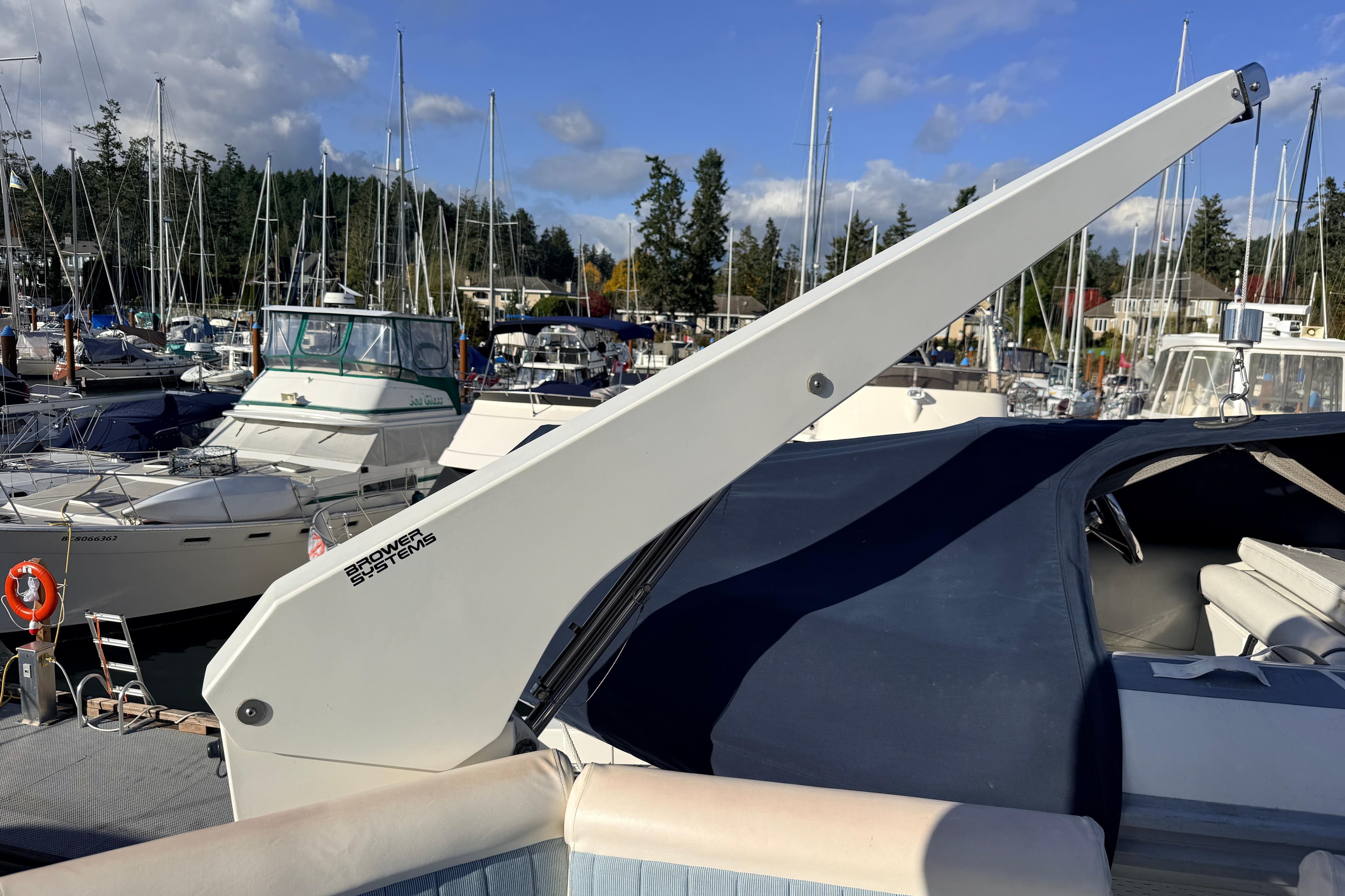 2003 Navigator 4800