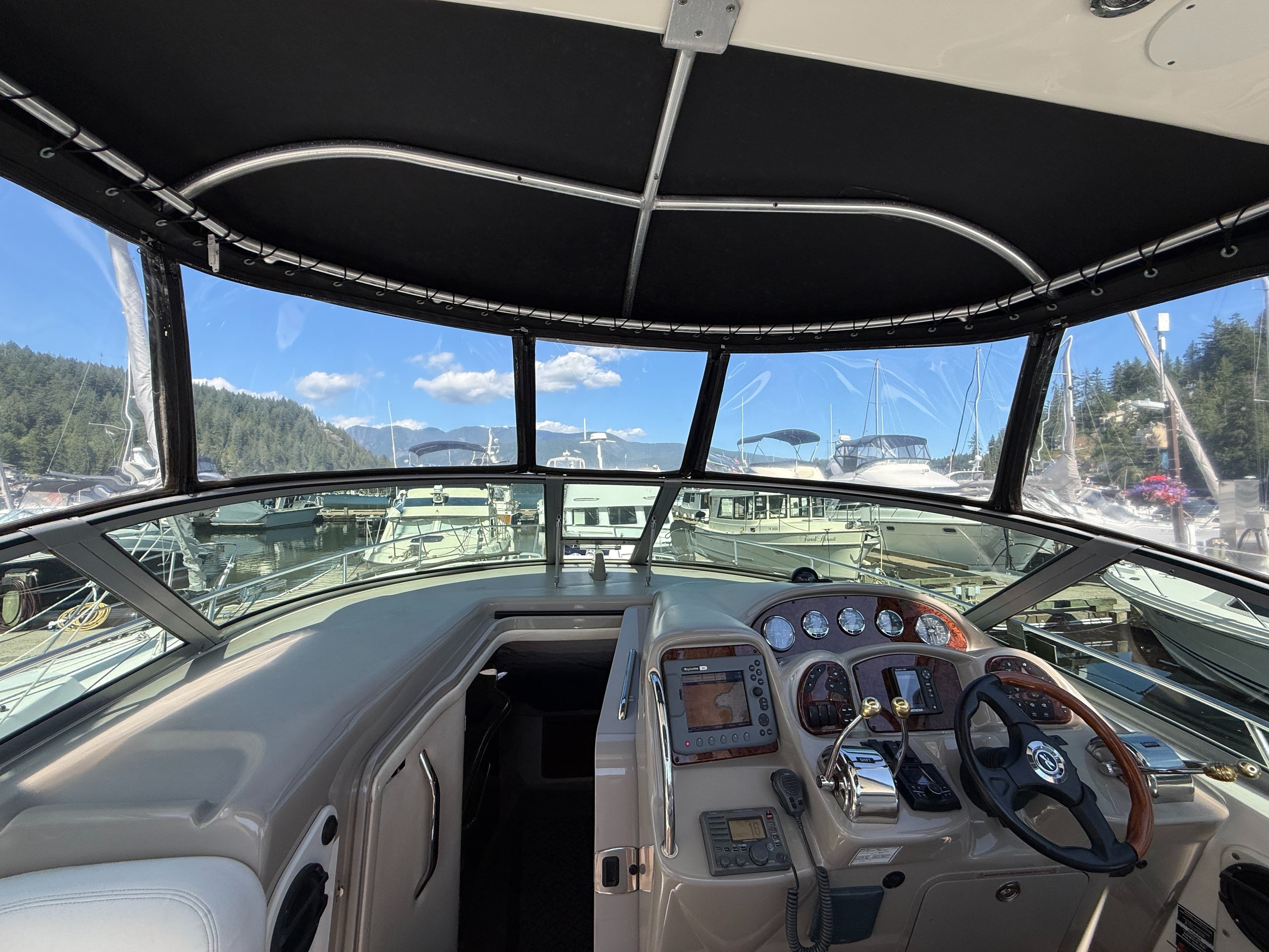 2007 Sea Ray 320 Sundancer