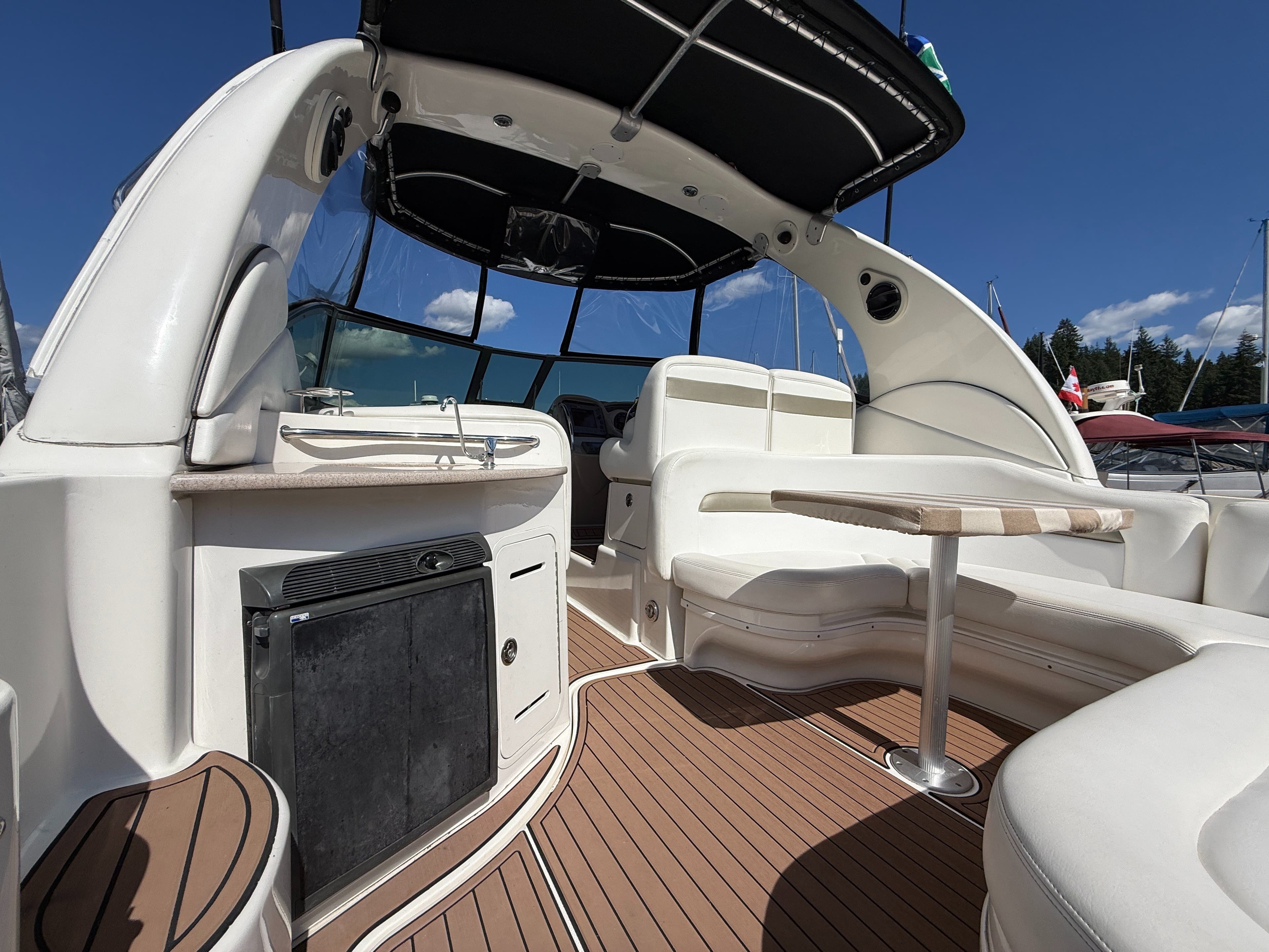 2007 Sea Ray 320 Sundancer