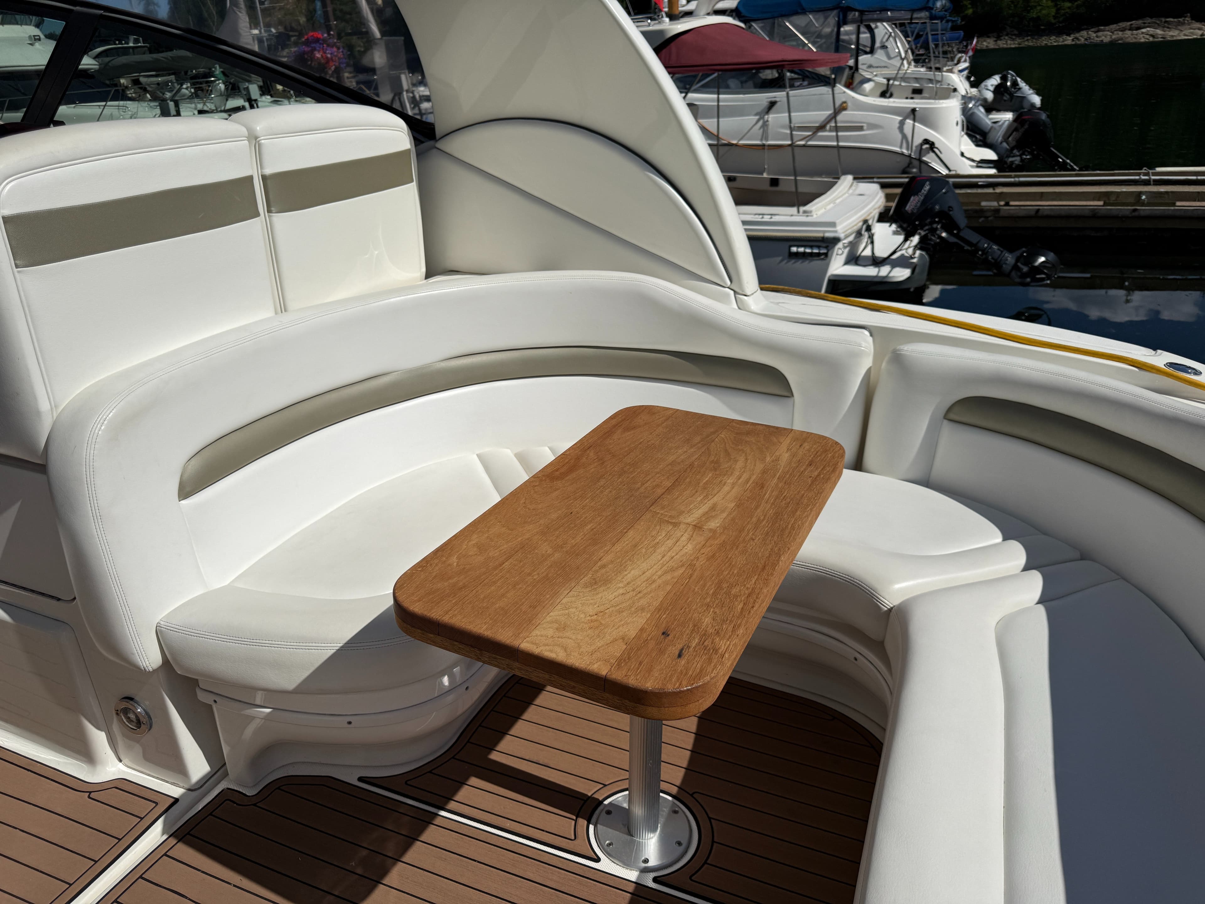2007 Sea Ray 320 Sundancer