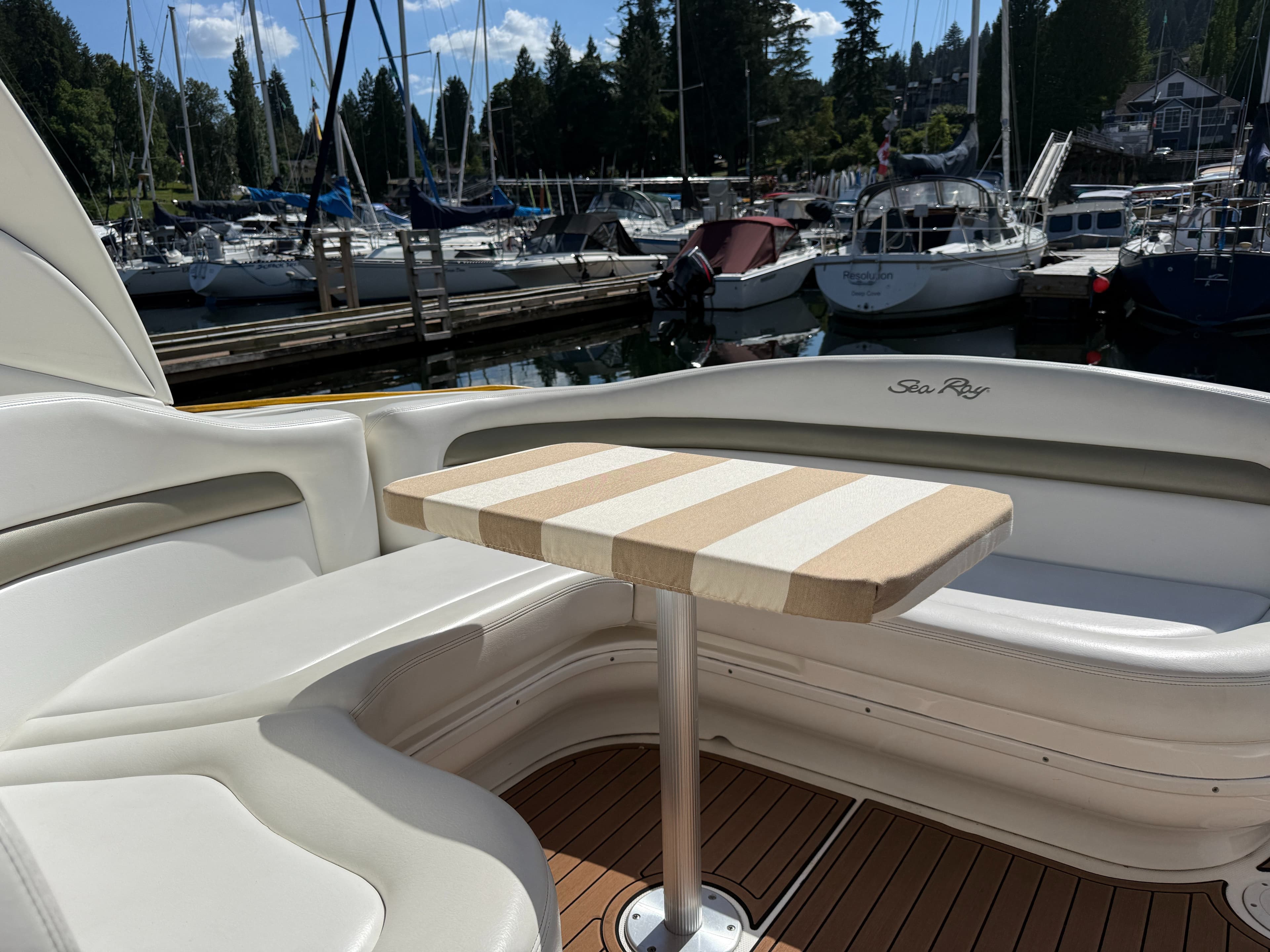 2007 Sea Ray 320 Sundancer